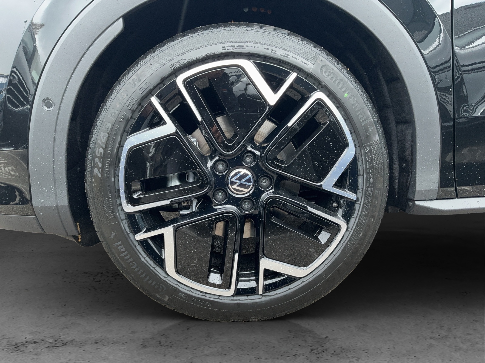 VW T-Roc 1.5 eTSI mHEV R-Line DSG - 13