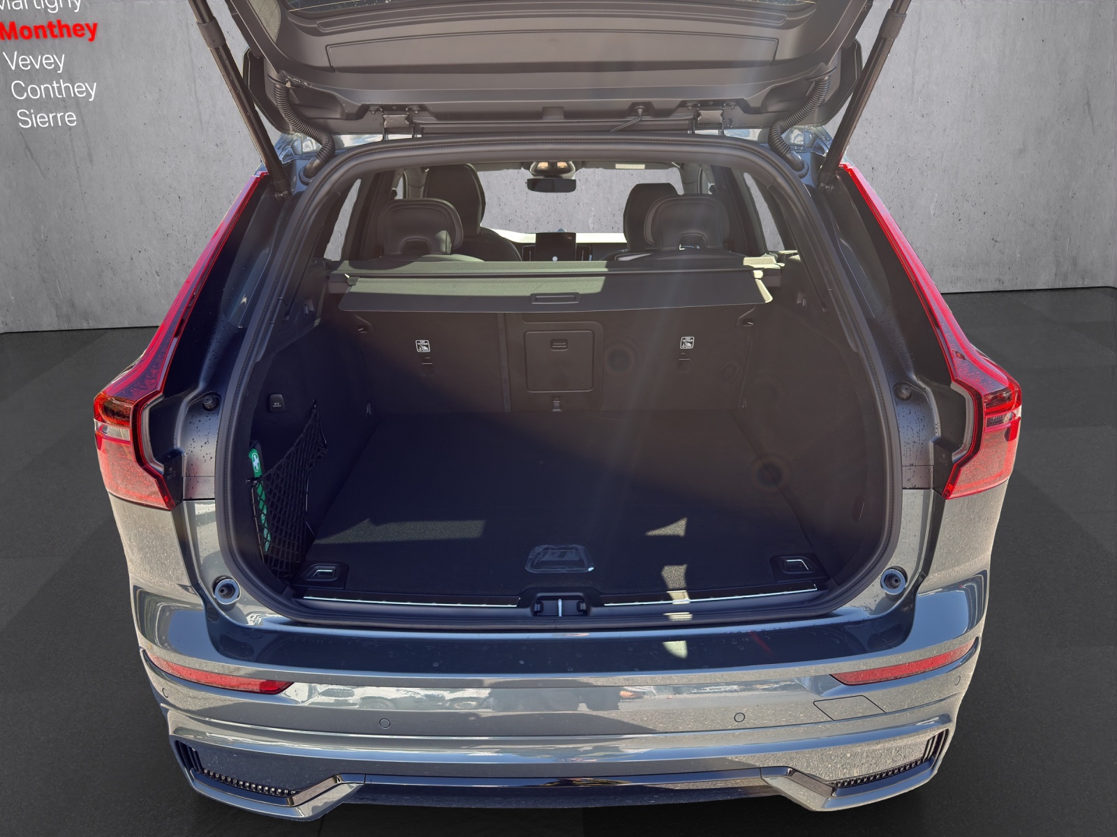 VOLVO XC60 T6 eAWD PluginHybrid Ultra Dark Geartronic - 16