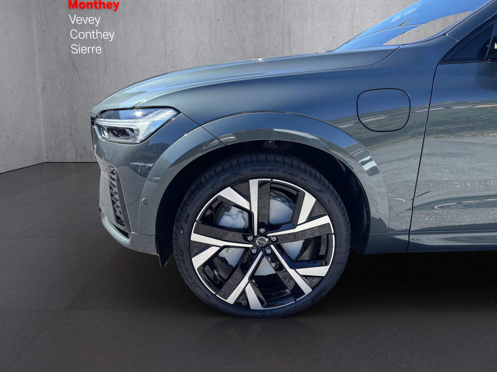 VOLVO XC60 T6 eAWD PluginHybrid Ultra Dark Geartronic - 8