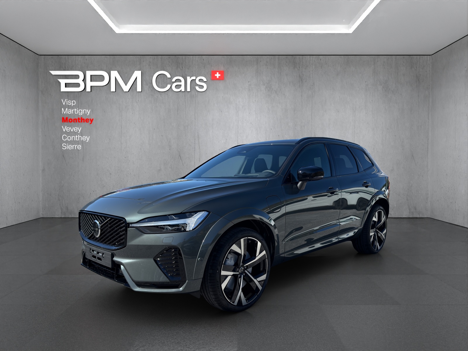 VOLVO XC60 T6 eAWD PluginHybrid Ultra Dark Geartronic