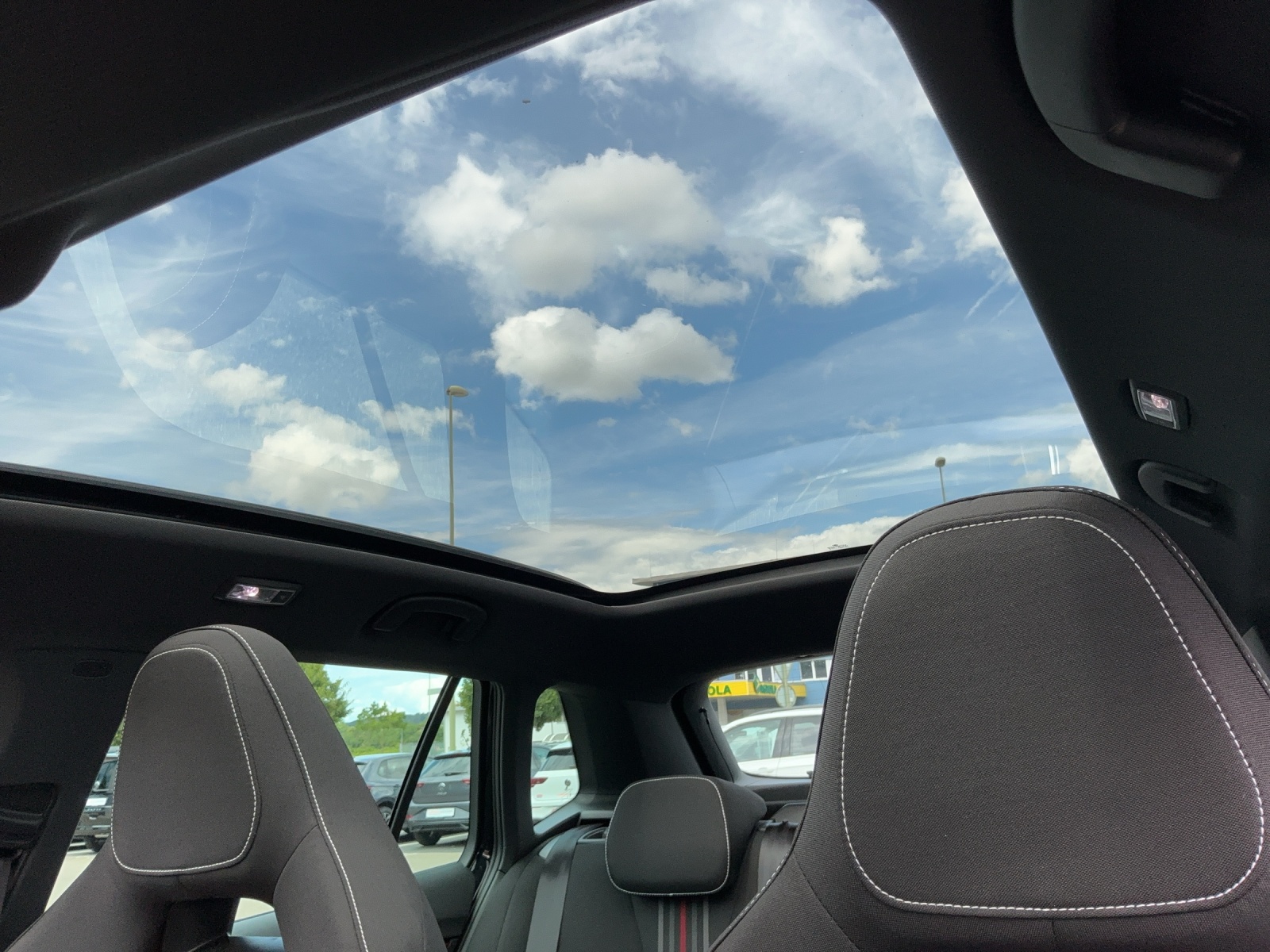 SKODA Kamiq 1.5 TSI Monte Carlo DSG - 14