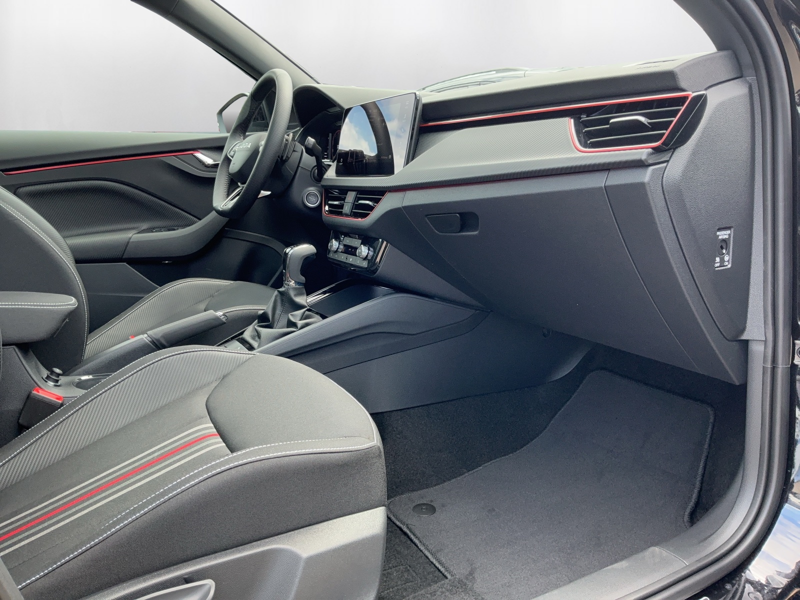 SKODA Kamiq 1.5 TSI Monte Carlo DSG - 13