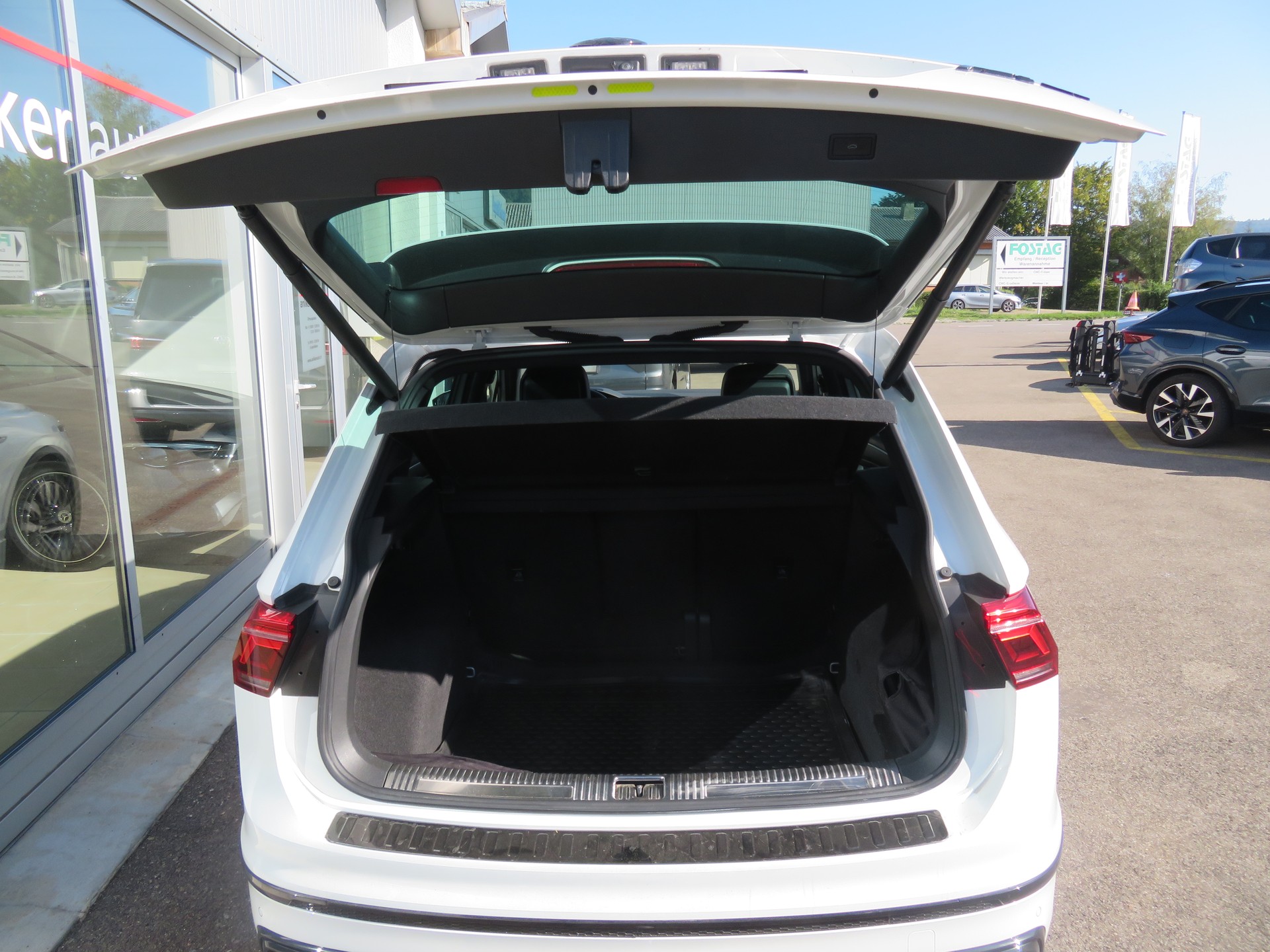 VW Tiguan 2.0 TDI SCR R-Line "ABT" 4Motion DSG - 4