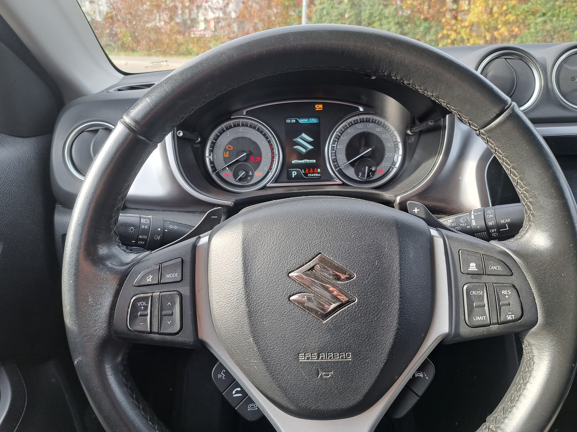 SUZUKI Vitara 1.5 Hybrid Edition 35 4x4 AGS - 12