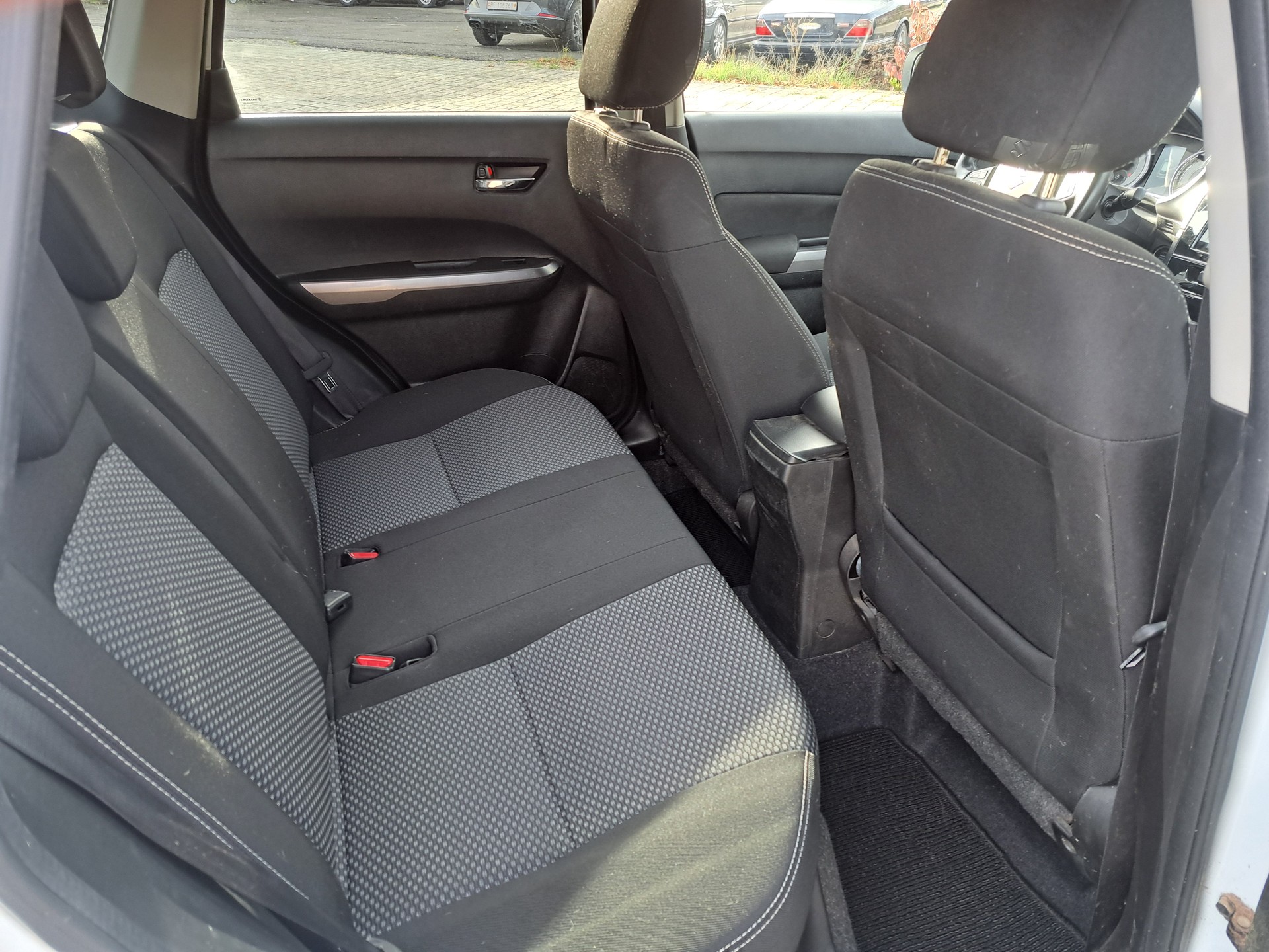 SUZUKI Vitara 1.5 Hybrid Edition 35 4x4 AGS - 7