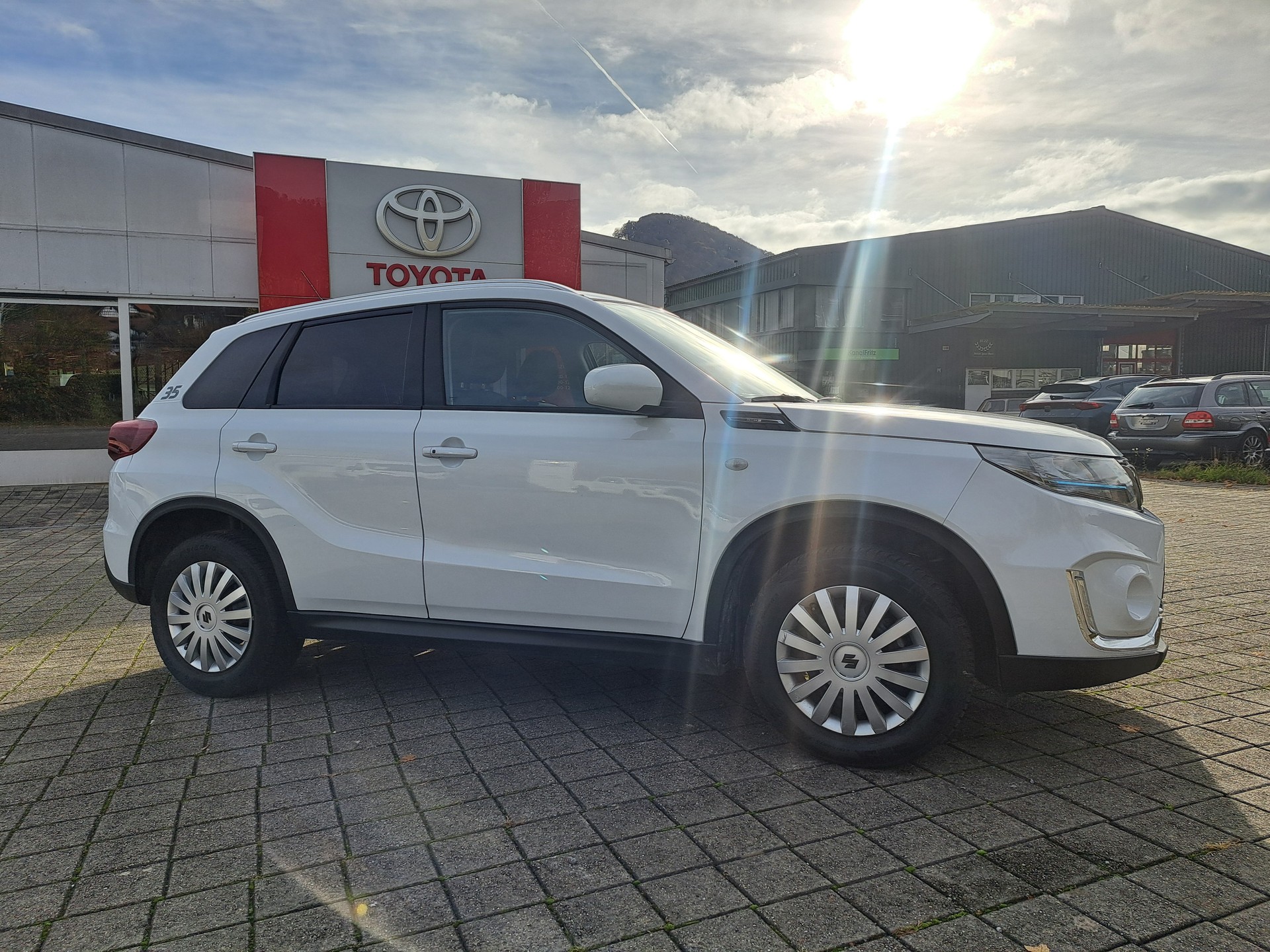 SUZUKI Vitara 1.5 Hybrid Edition 35 4x4 AGS - 4