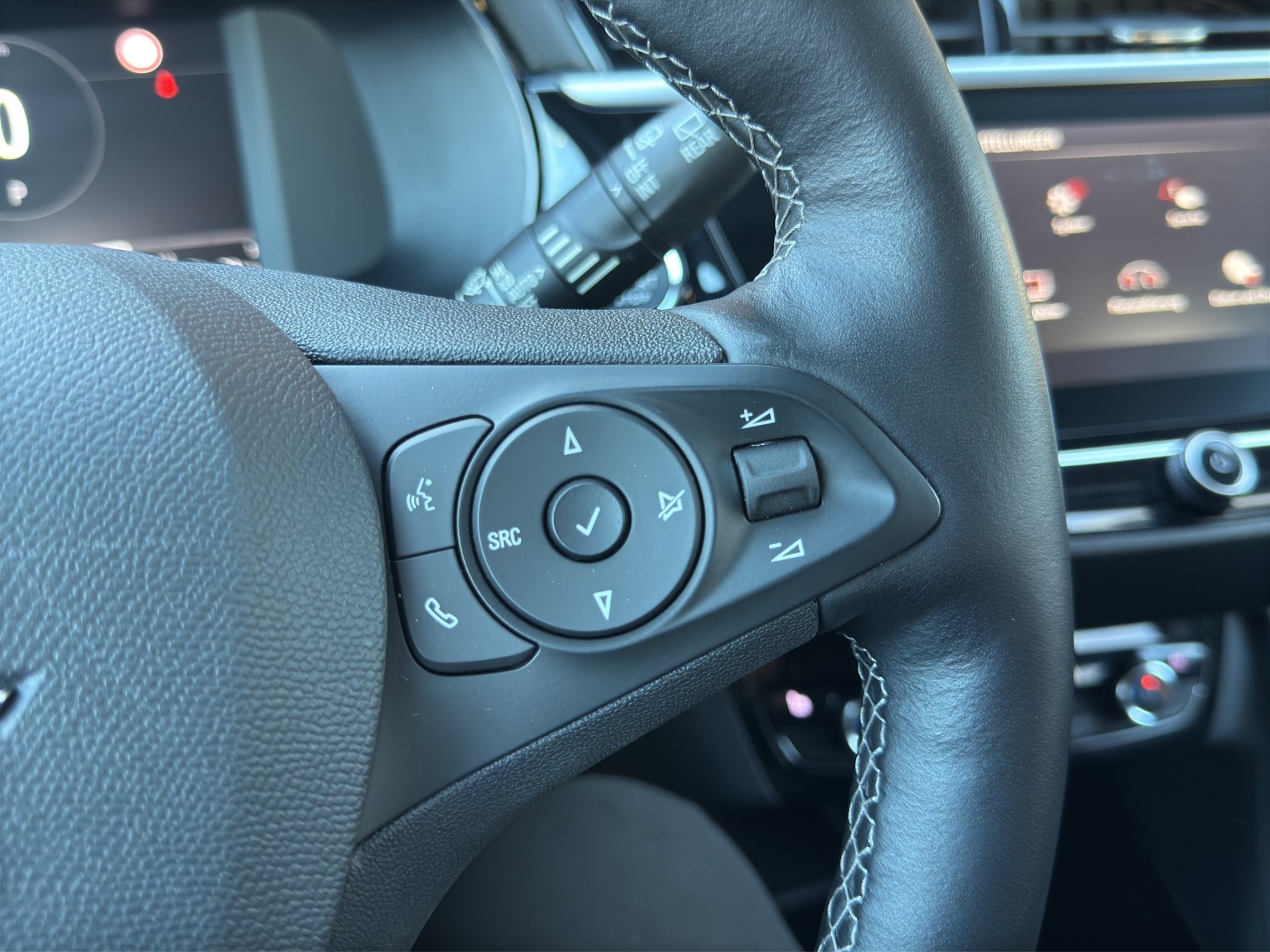 OPEL Corsa e-Elegance 50Kwh - 23