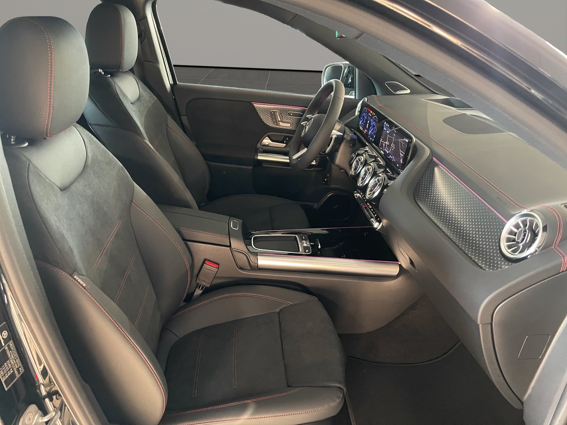 MERCEDES-BENZ EQA 350 66,5 kWh 4Matic Excellence - 10