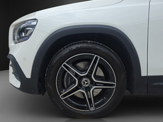 MERCEDES-BENZ GLB 250 AMG Line 4 MATIC - 6