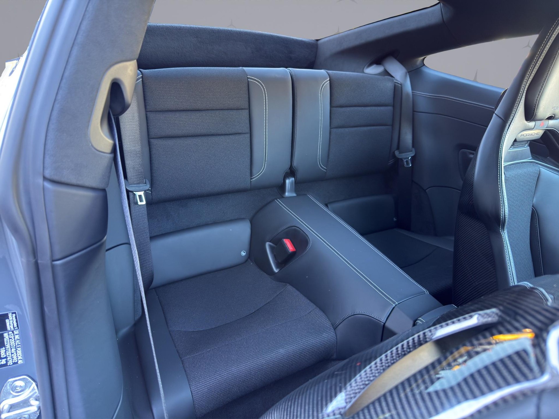 PORSCHE 911 Coupé 4.0 GT3 Touring PDK - 18