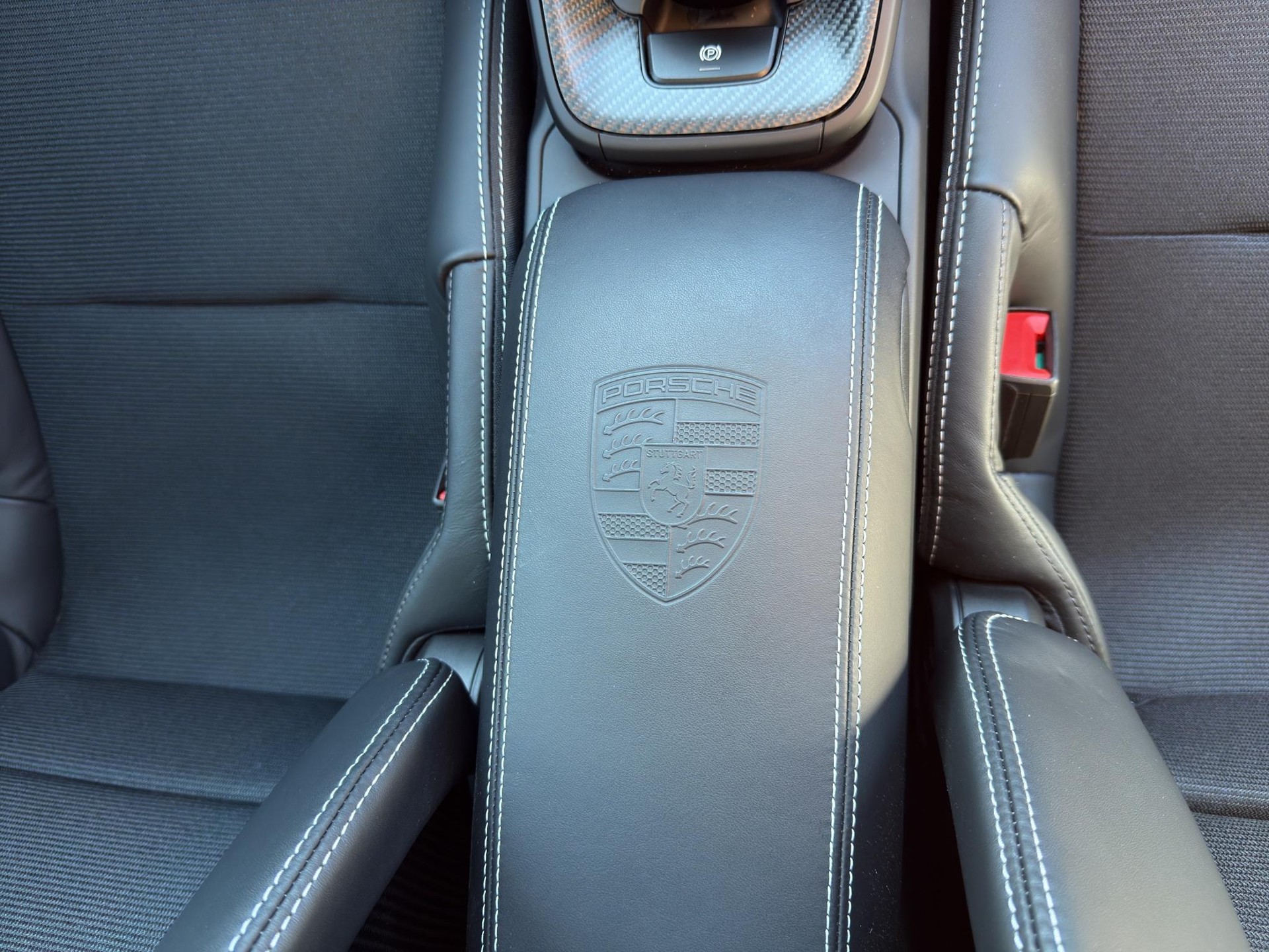 PORSCHE 911 Coupé 4.0 GT3 Touring PDK - 31