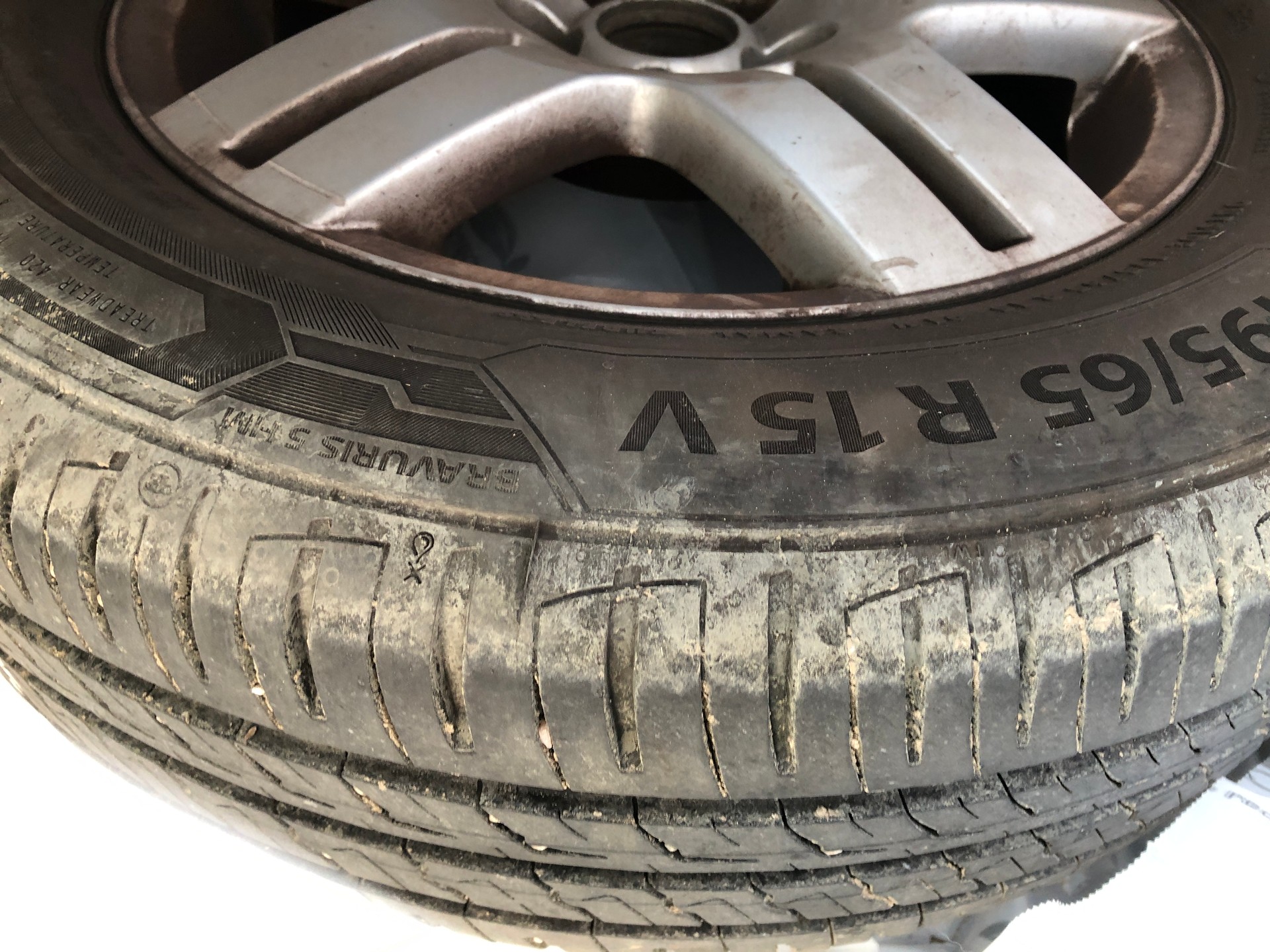 VW Golf 1.6 16V Comfortline - 14