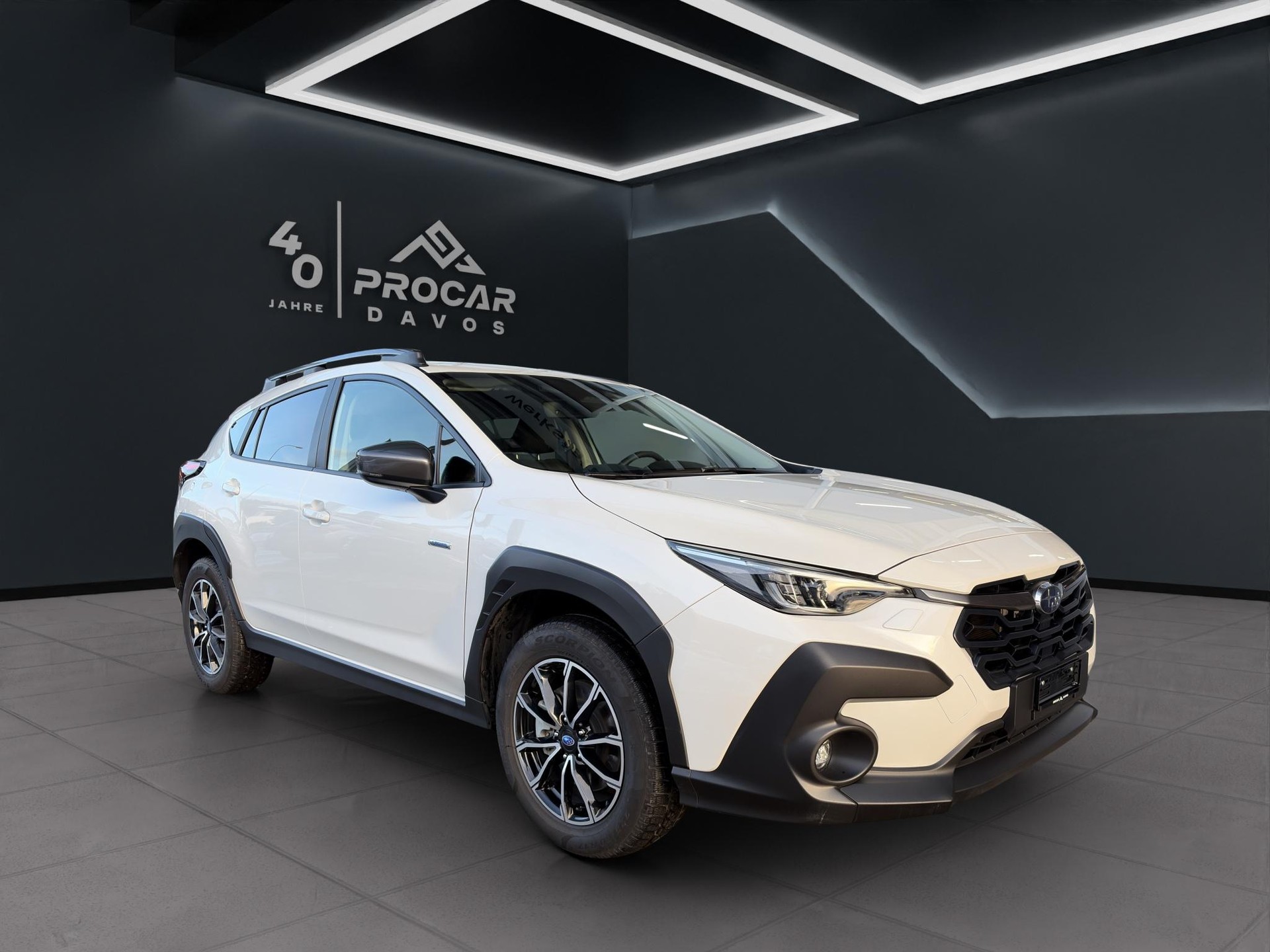 SUBARU Crosstrek 2.0i e-Boxer Swiss Plus