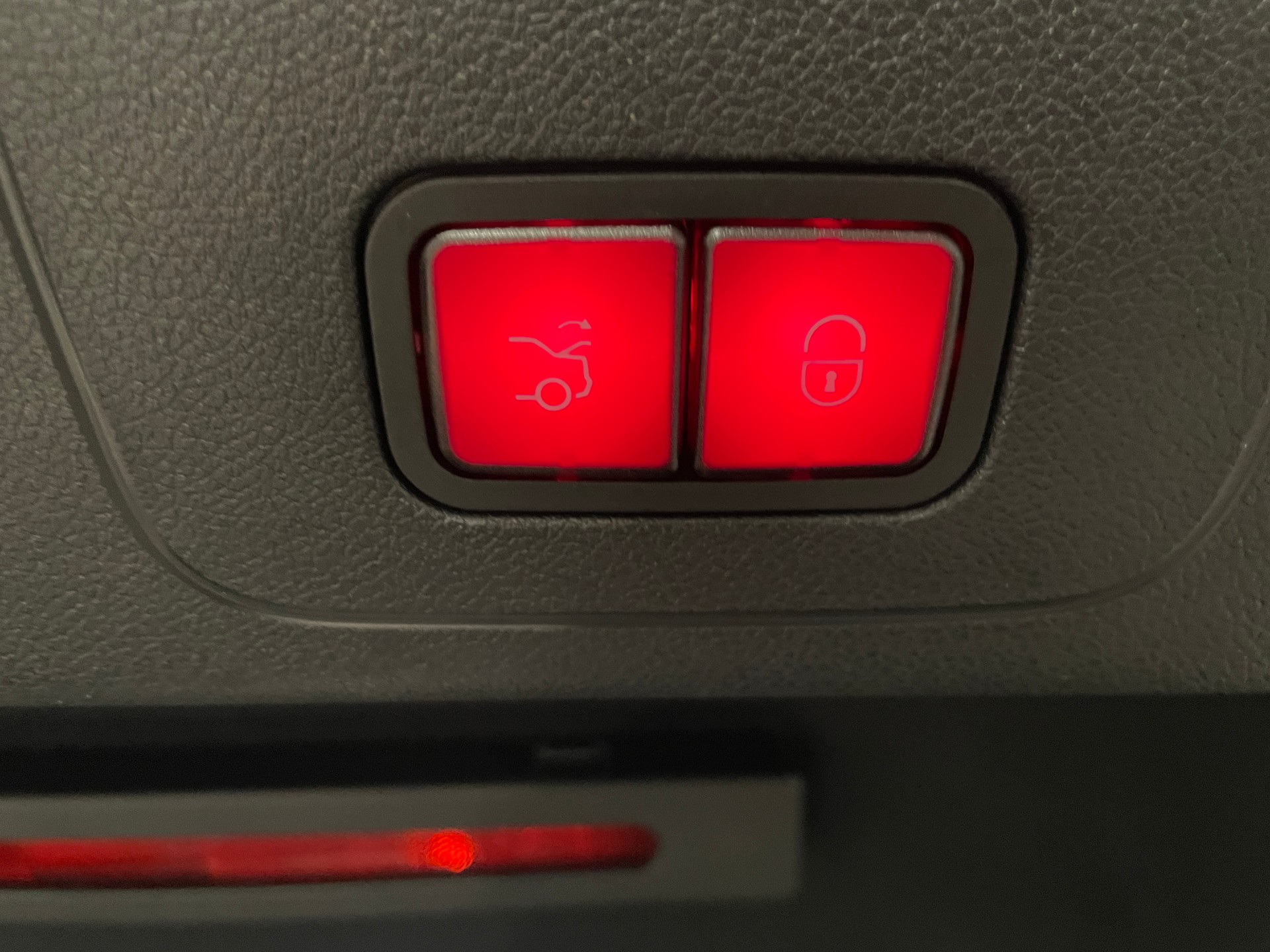 MERCEDES-BENZ CLA 350 4 Matic 85 kWh EQ - 9