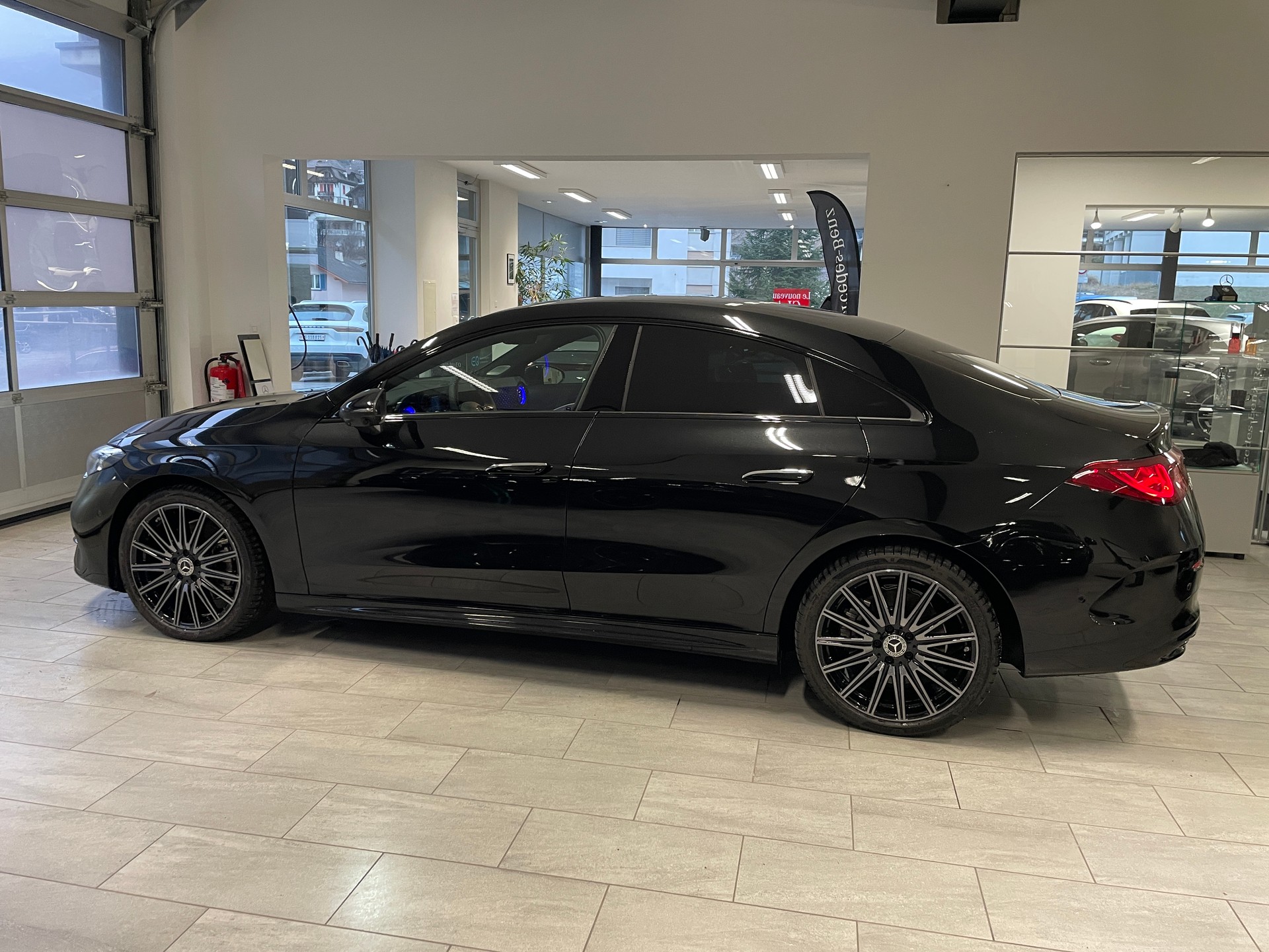 MERCEDES-BENZ CLA 350 4 Matic 85 kWh EQ - 5