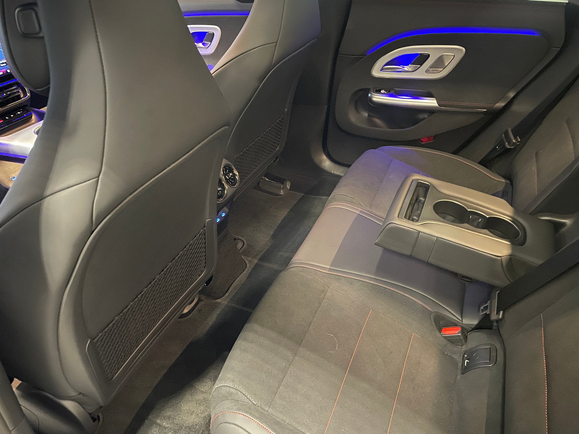 MERCEDES-BENZ CLA 350 4 Matic 85 kWh EQ - 12