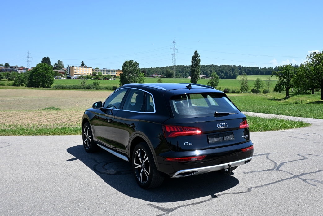 AUDI Q5 2.0 TFSI 45 sport quattro S-tronic - 4