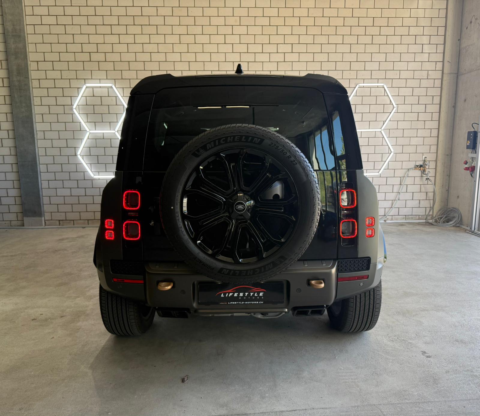 LAND ROVER Defender 110 635 V8 4.4 Octa Edition One AT8 - 4
