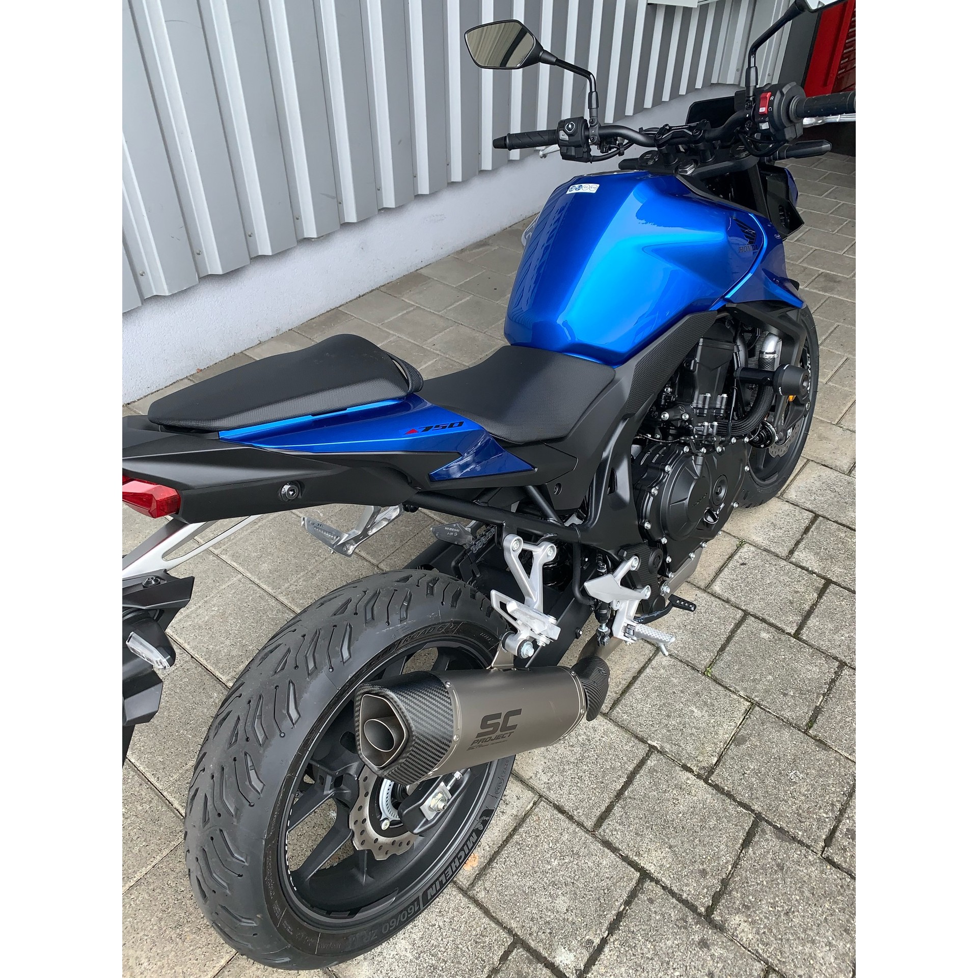HONDA CB 750 Hornet - Hive Edition - 2