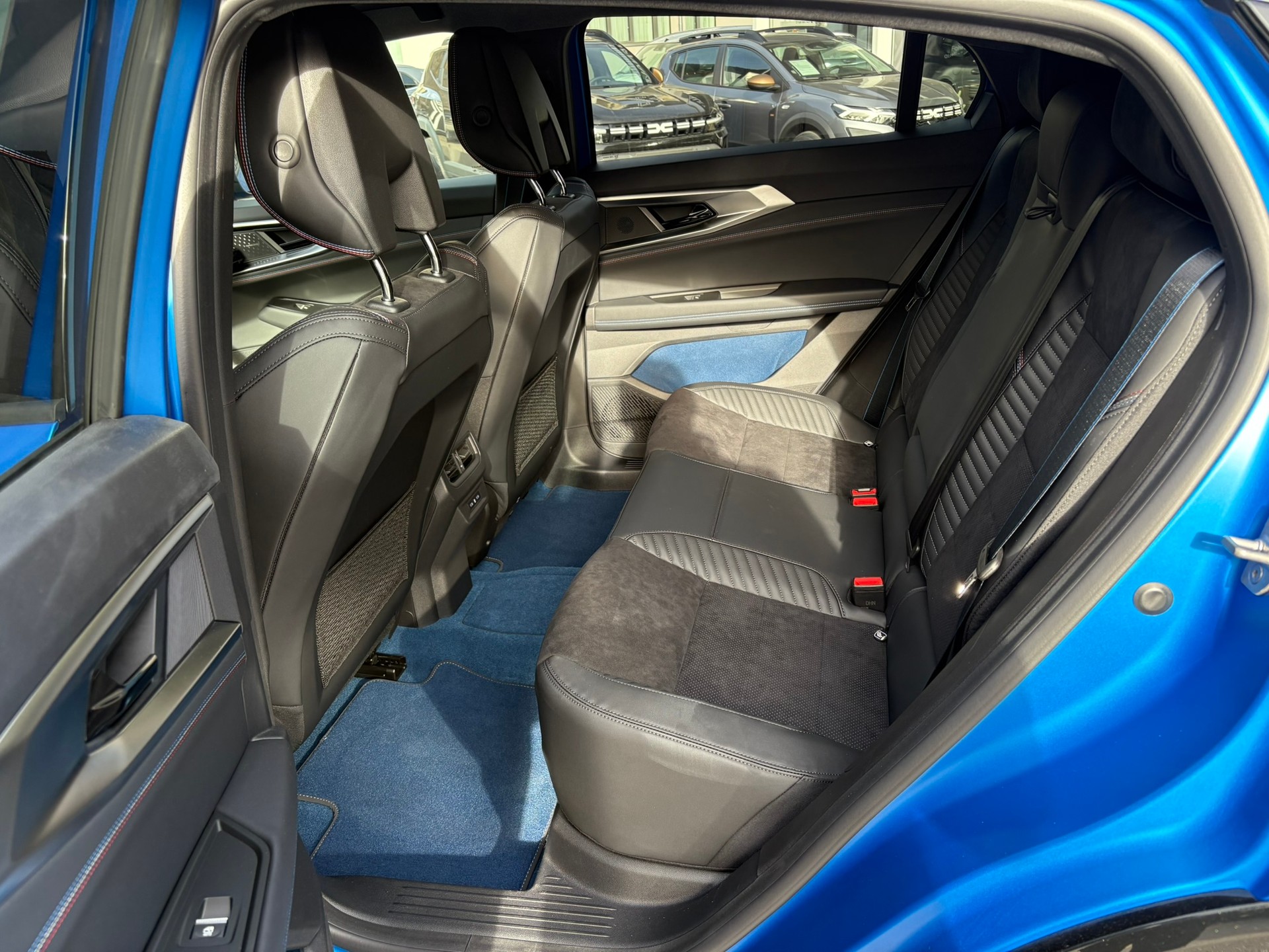 RENAULT Rafale 1.2 Plug-in Atelier Alpine 4x4 - 10