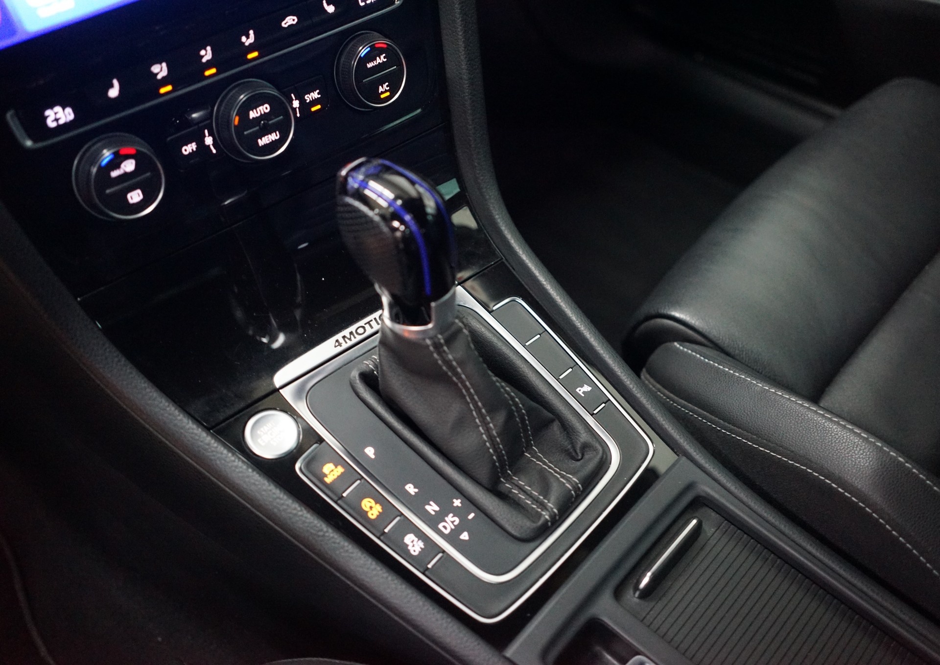 VW Golf 2.0 TSI R 4Motion DSG / APR 362 PS ** - 21