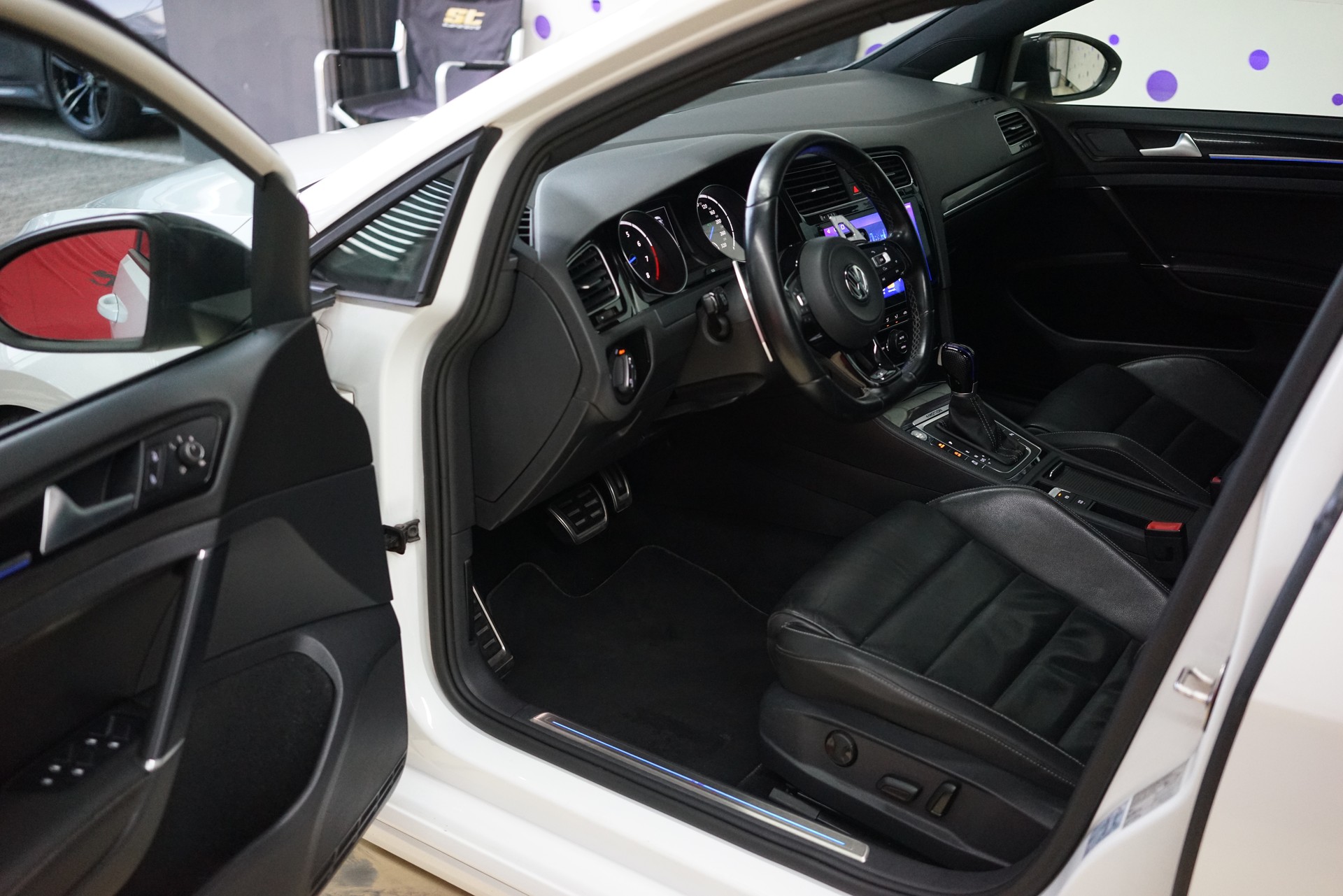 VW Golf 2.0 TSI R 4Motion DSG / APR 362 PS ** - 17