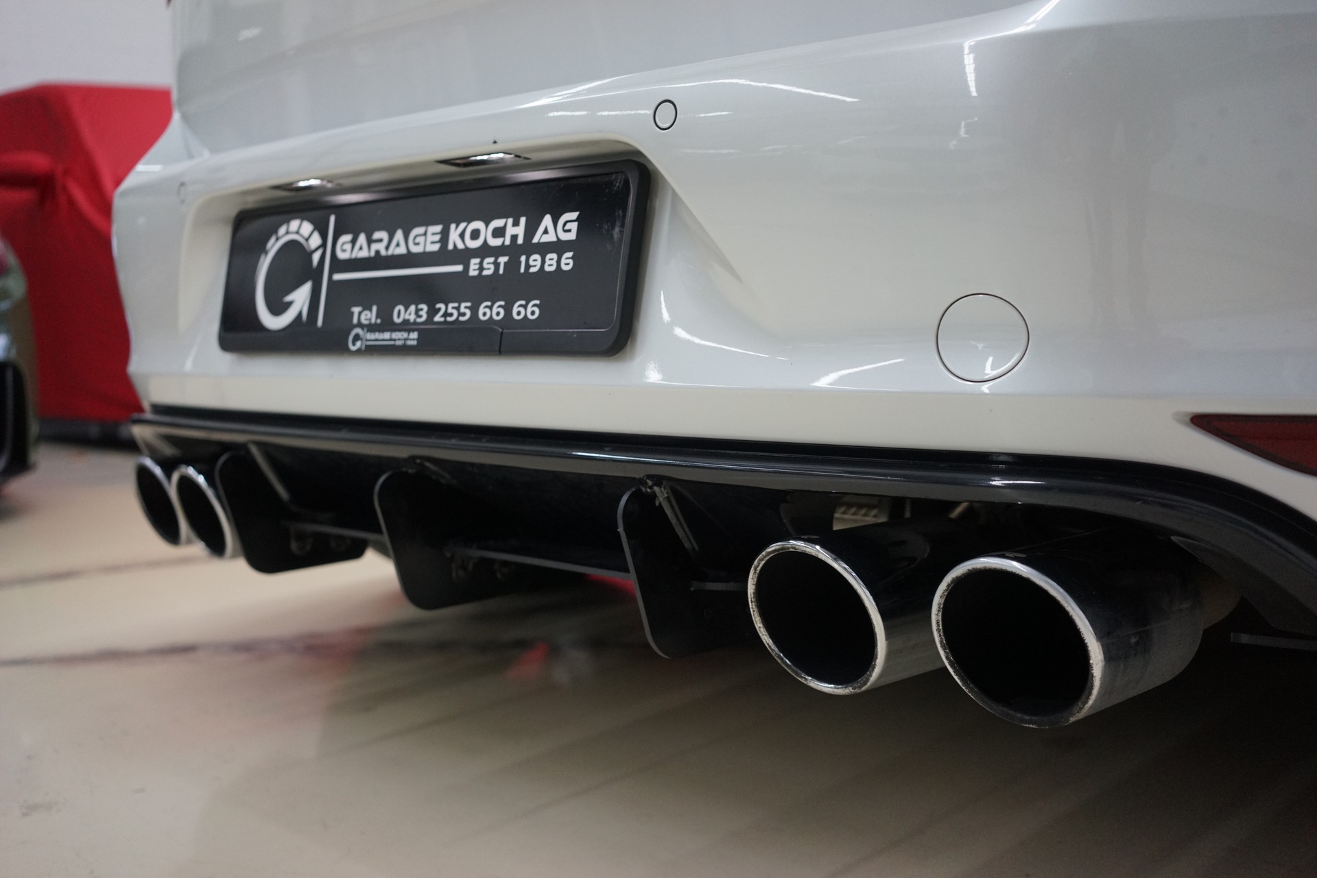 VW Golf 2.0 TSI R 4Motion DSG / APR 362 PS ** - 11