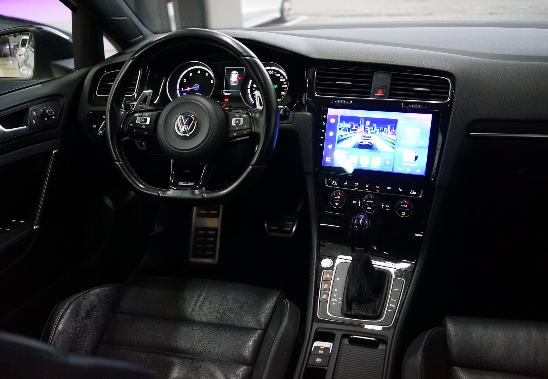 VW Golf 2.0 TSI R 4Motion DSG / APR 362 PS ** - 26