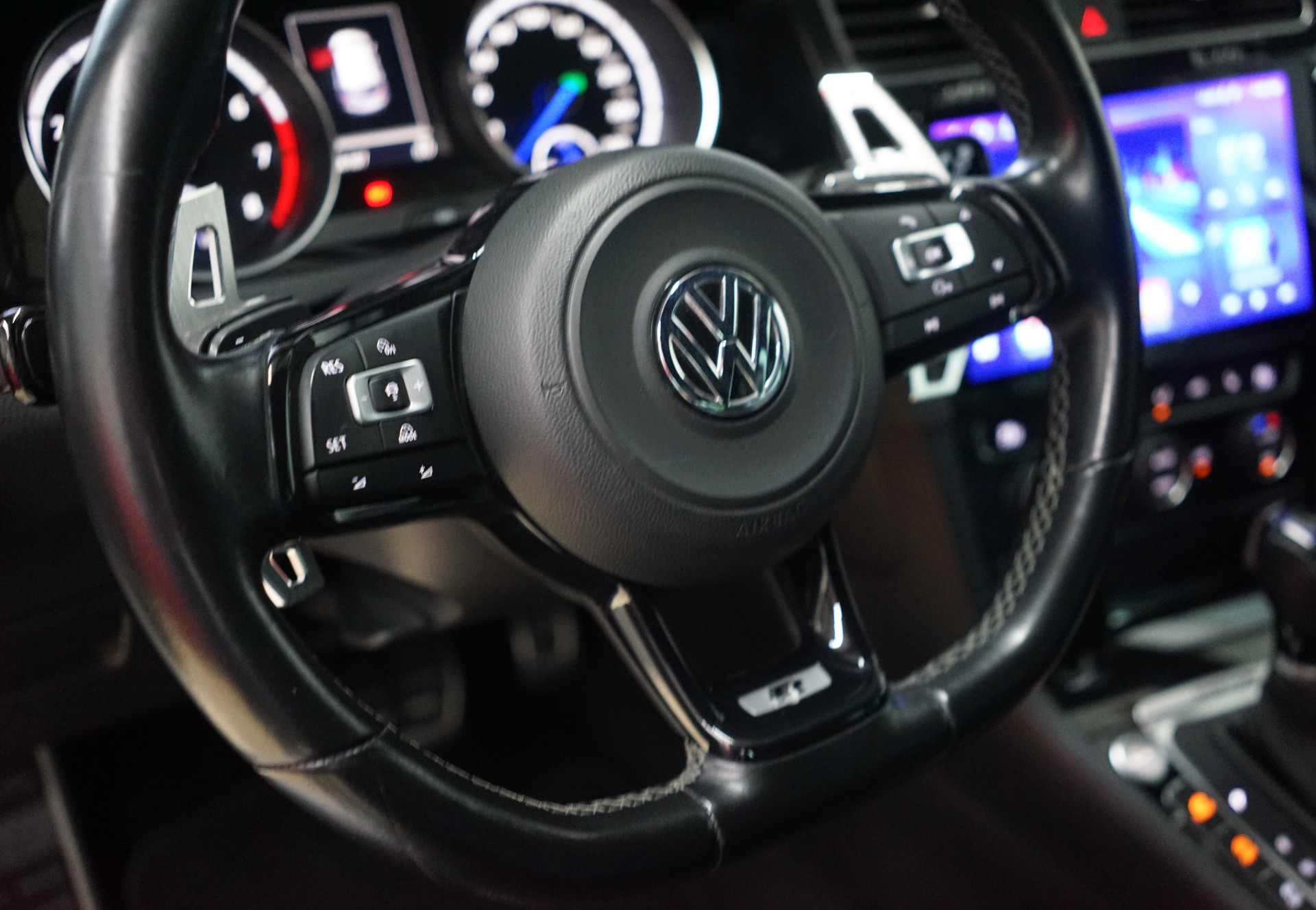 VW Golf 2.0 TSI R 4Motion DSG / APR 362 PS ** - 19