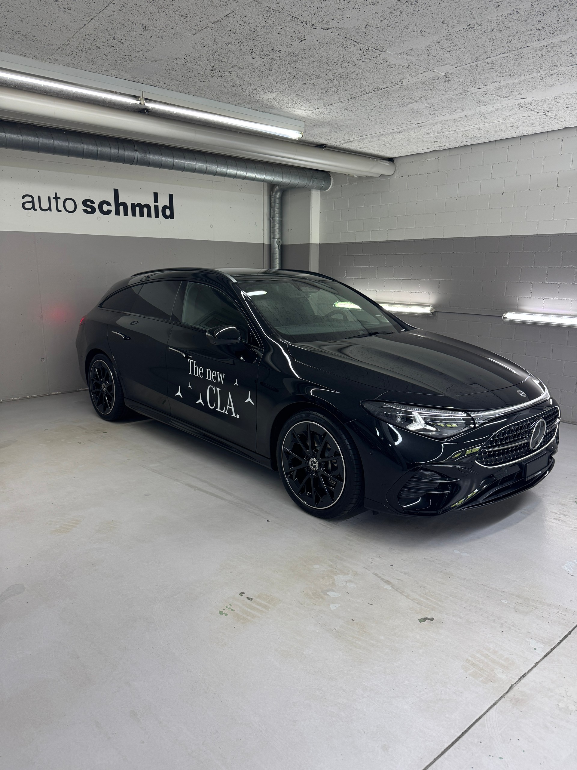 MERCEDES-BENZ CLA 220 4MATIC Shooting Brake