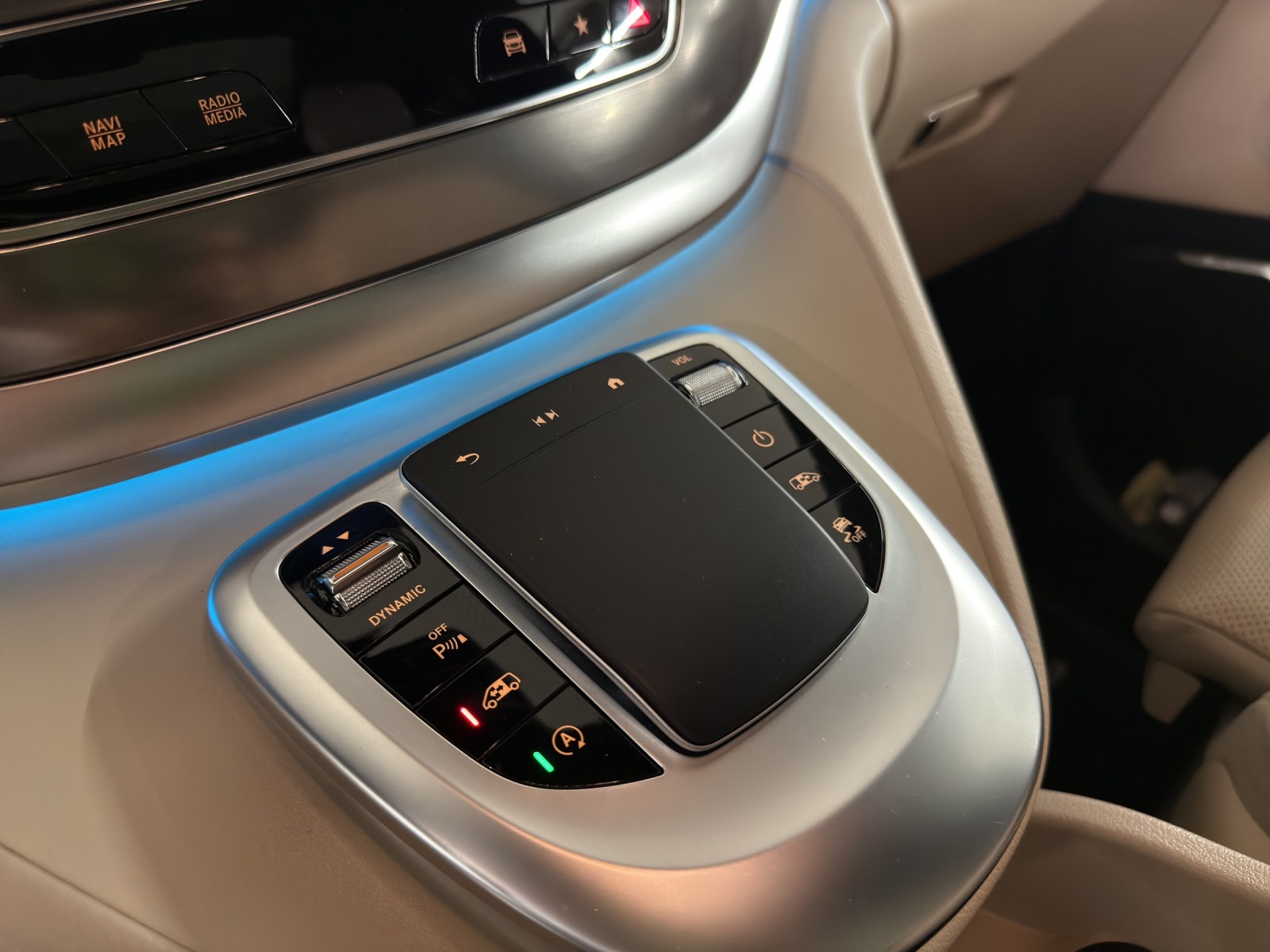 MERCEDES-BENZ V 300 d lang Exclusive 4Matic 9G-Tronic - 25