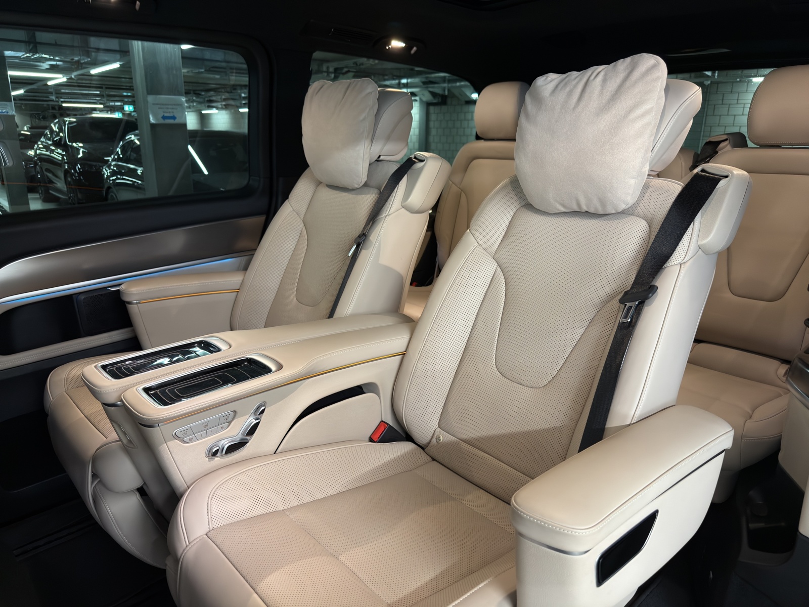 MERCEDES-BENZ V 300 d lang Exclusive 4Matic 9G-Tronic - 10