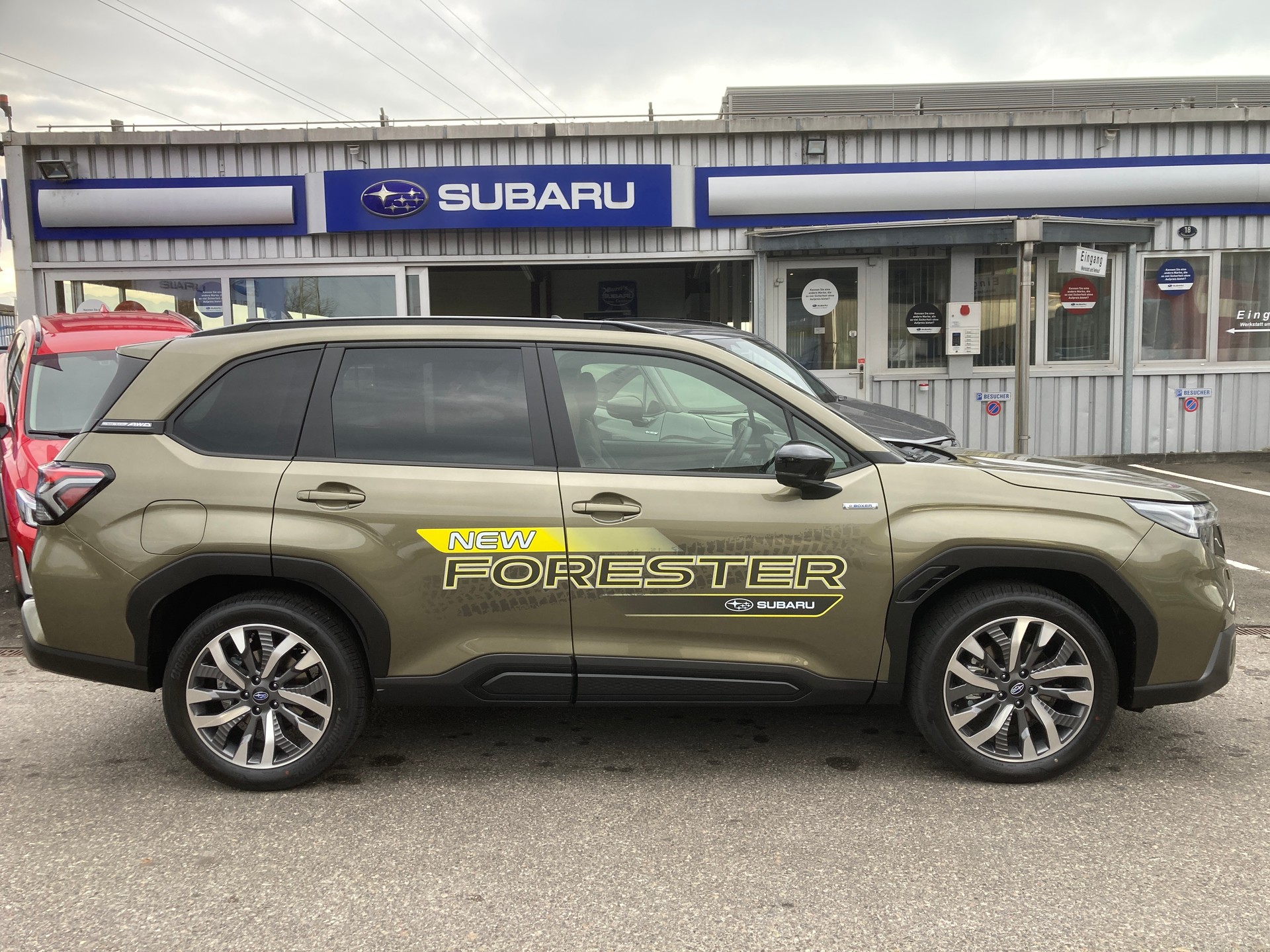 SUBARU Forester 2.0i e-Boxer Luxury Lineartronic - 2