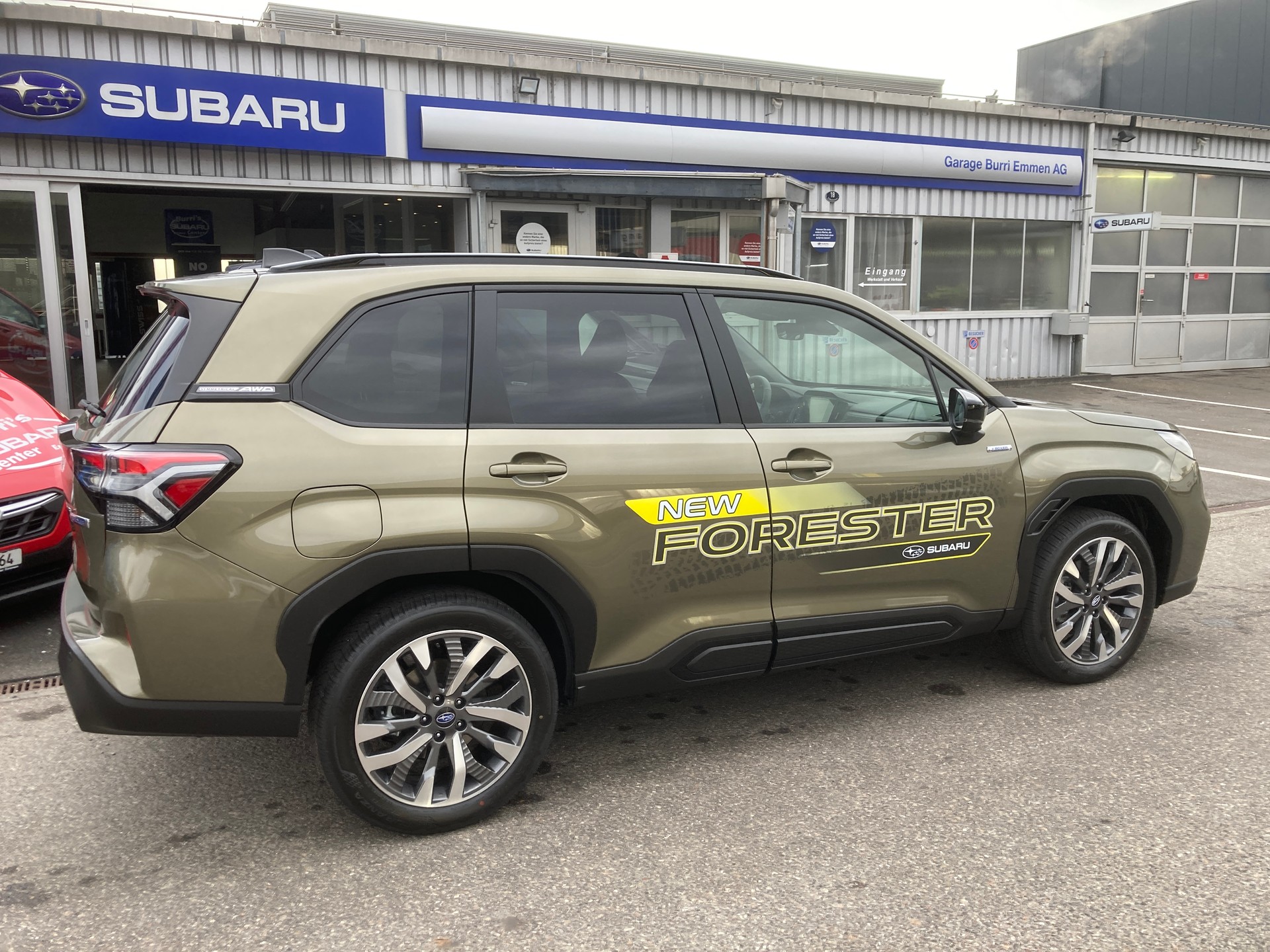 SUBARU Forester 2.0i e-Boxer Luxury Lineartronic - 3