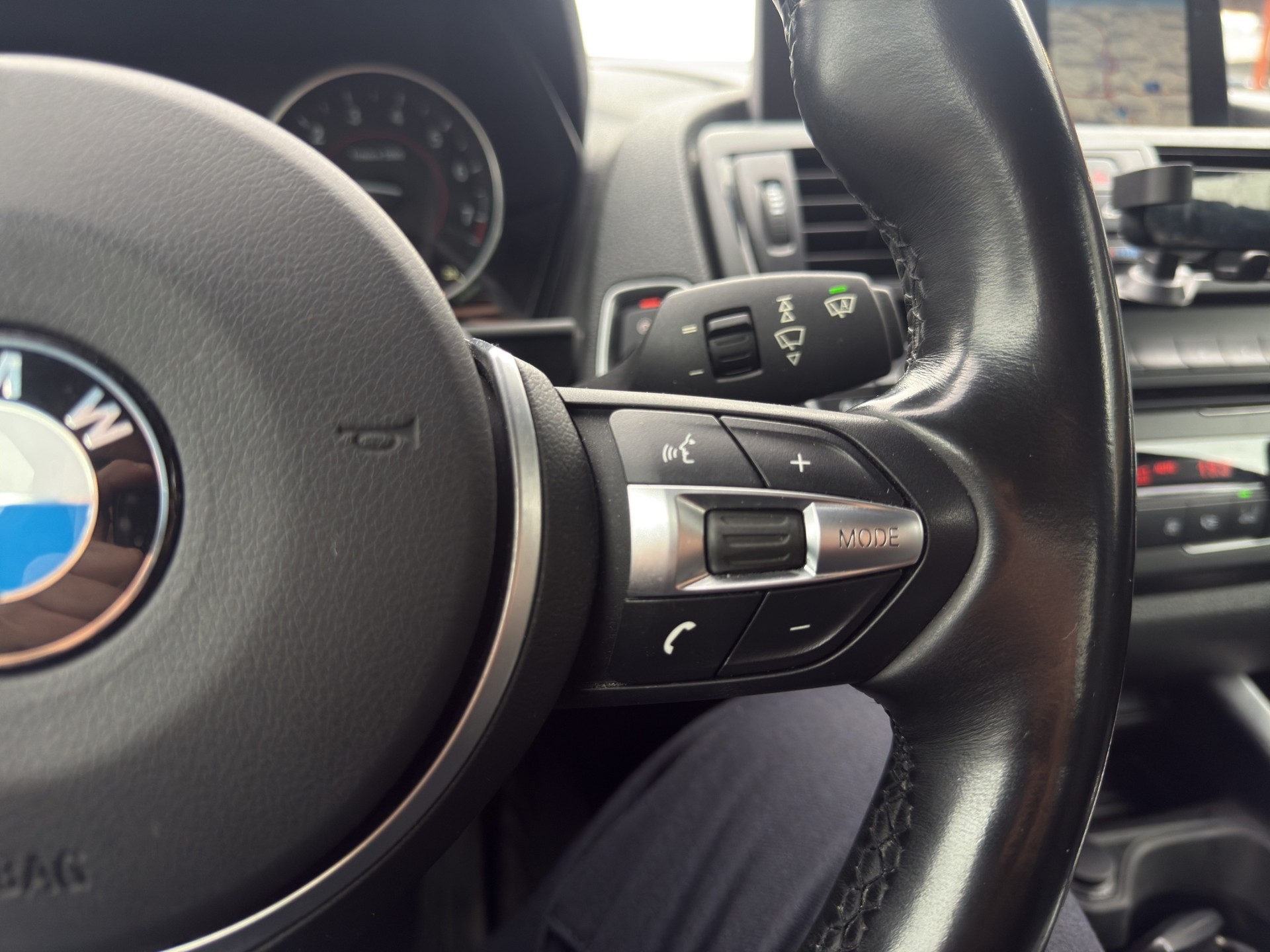 BMW 220i Coupé M Sport - 25