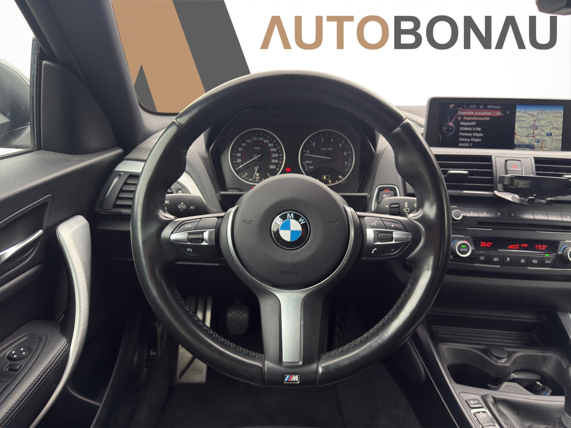 BMW 220i Coupé M Sport - 14