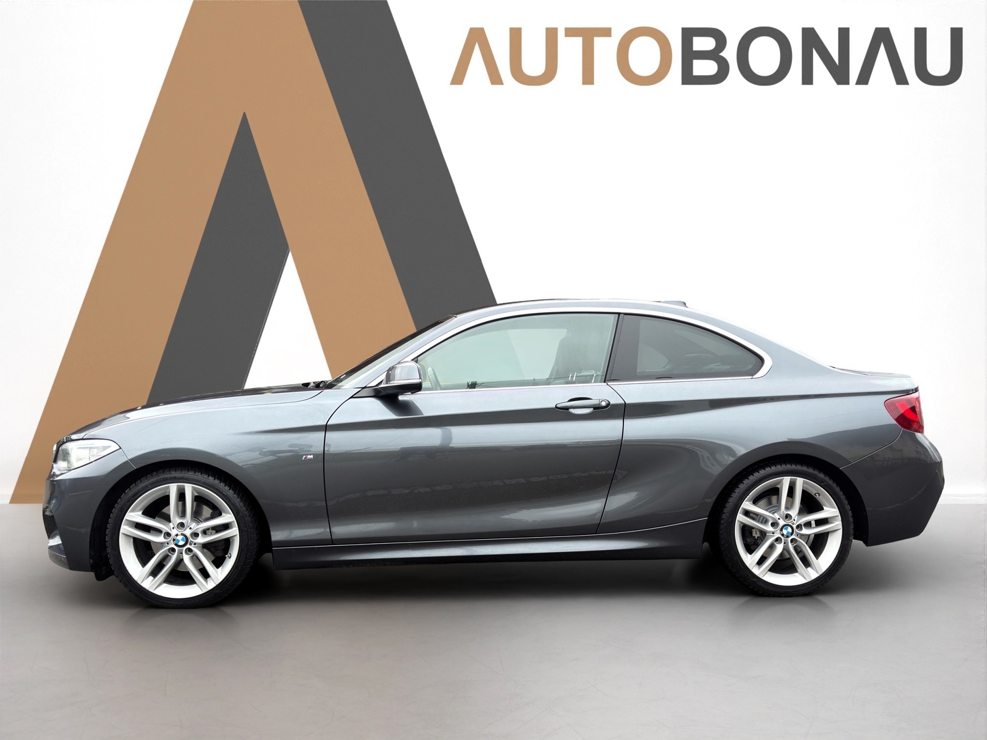 BMW 220i Coupé M Sport - 2