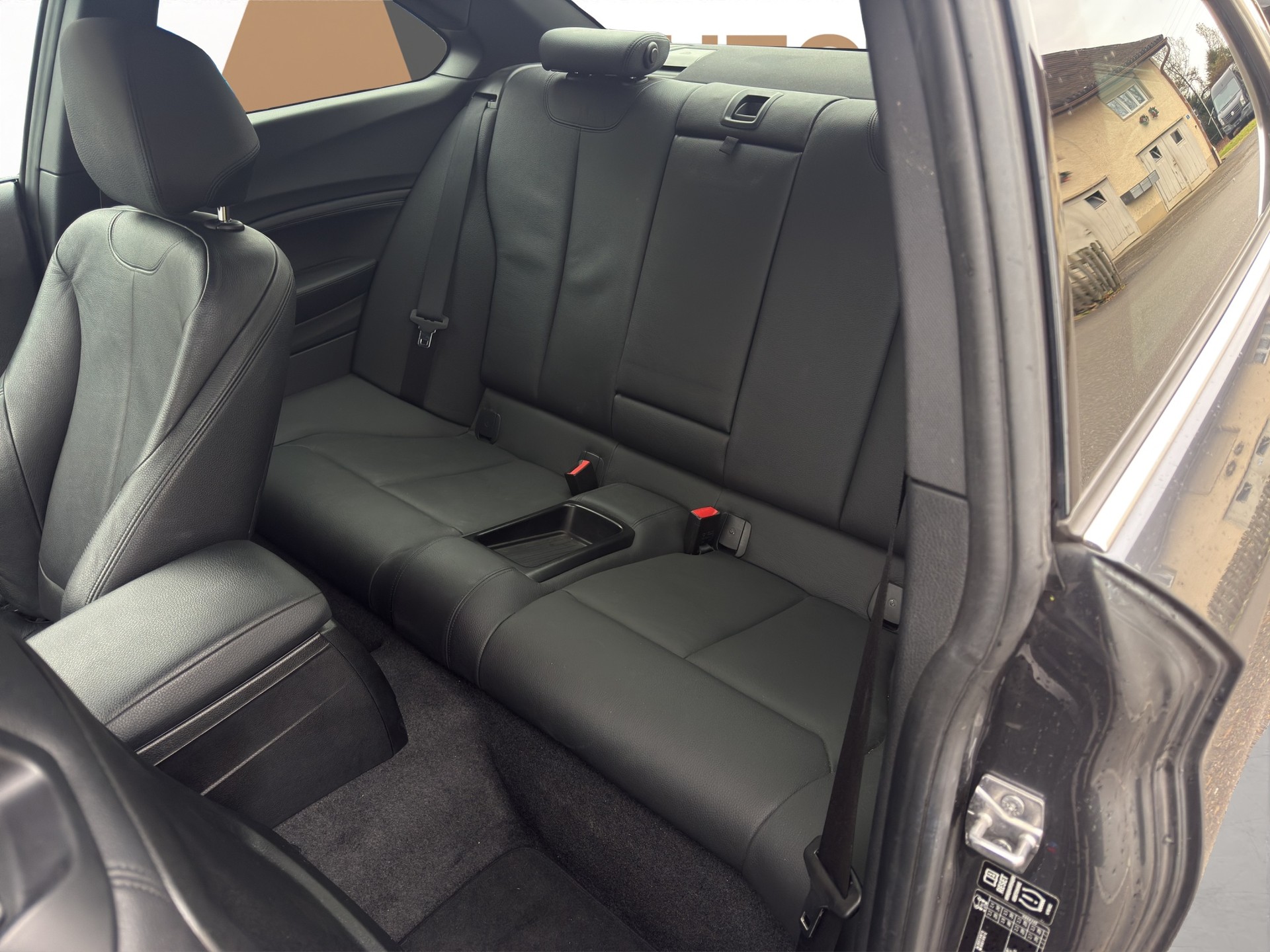 BMW 220i Coupé M Sport - 13