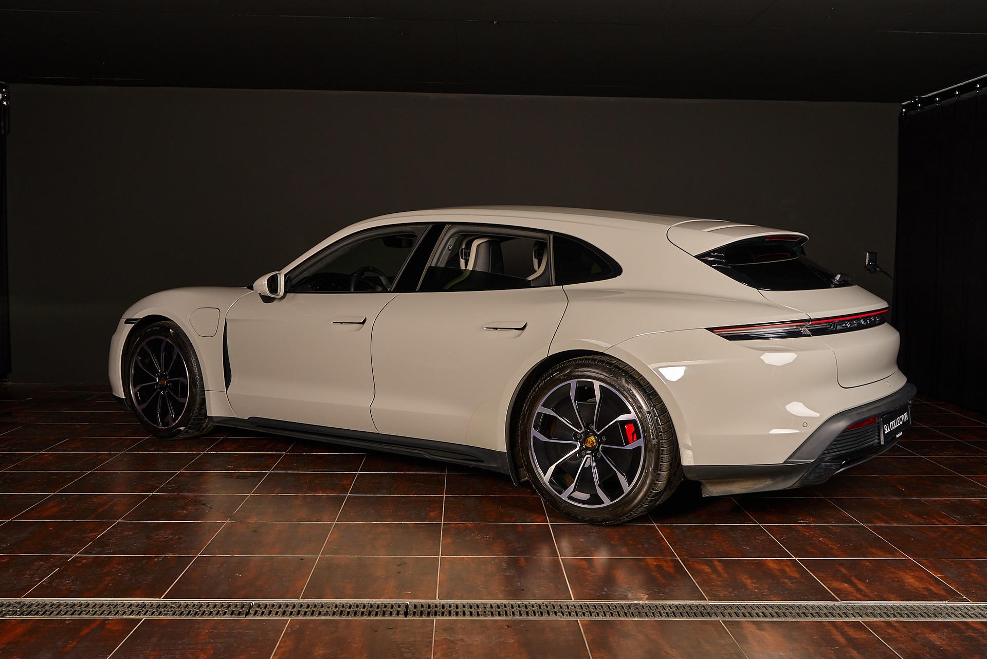 PORSCHE Taycan GTS Sport Turismo Performance Plus 93,4kWh - 10