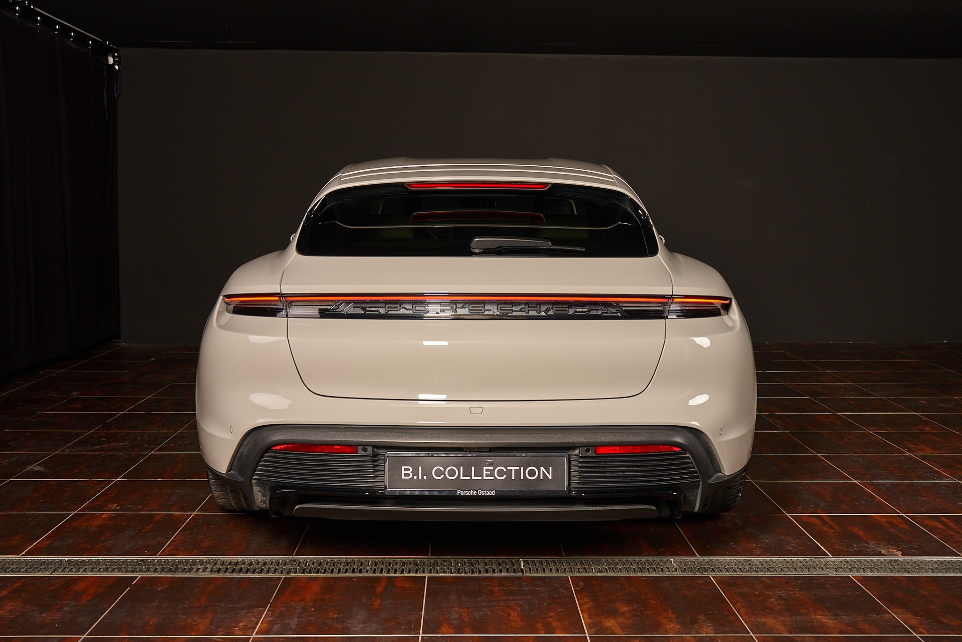 PORSCHE Taycan GTS Sport Turismo Performance Plus 93,4kWh - 7