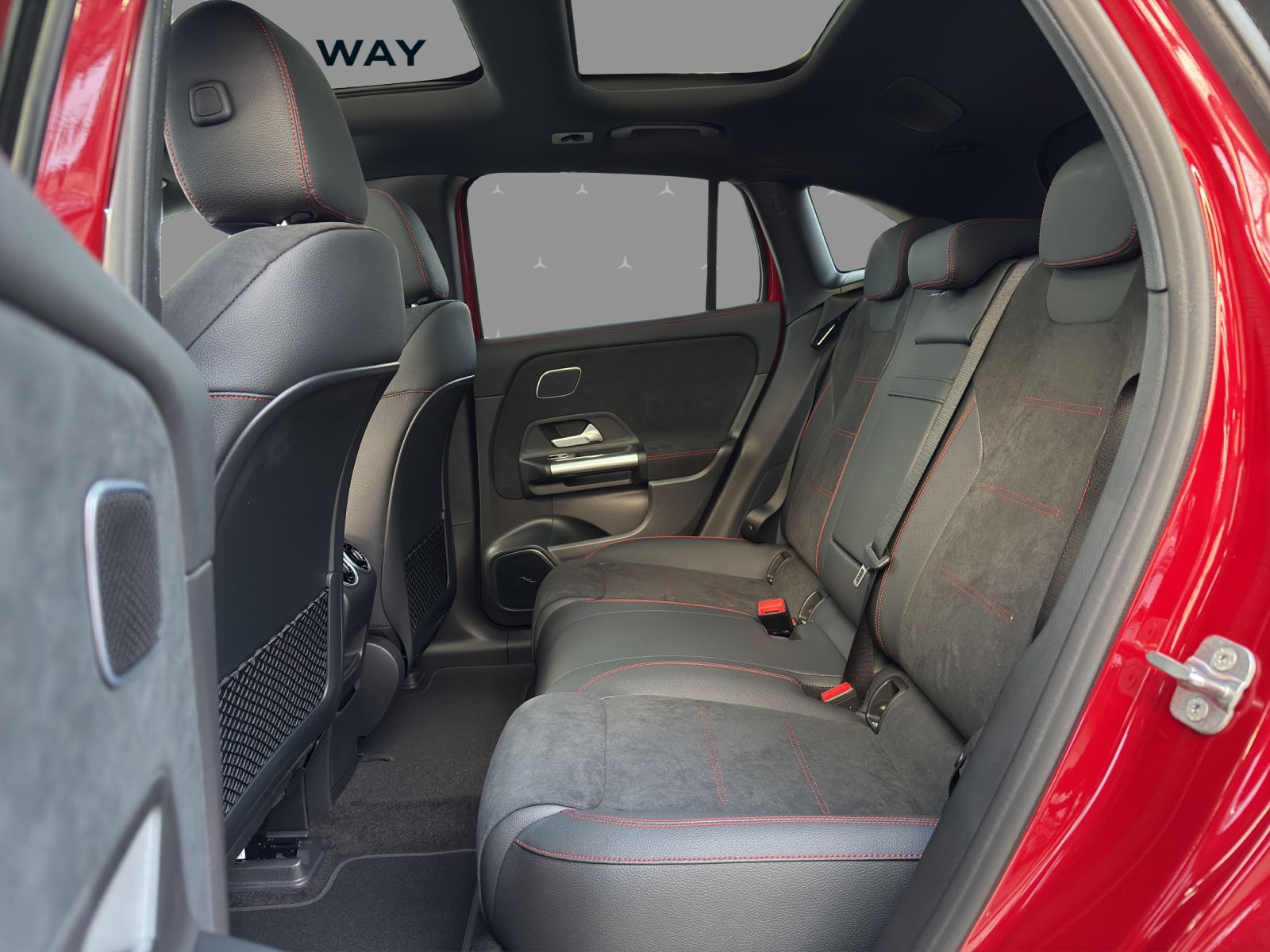 MERCEDES-BENZ EQA 350 66,5 kWh 4Matic Excellence - 16