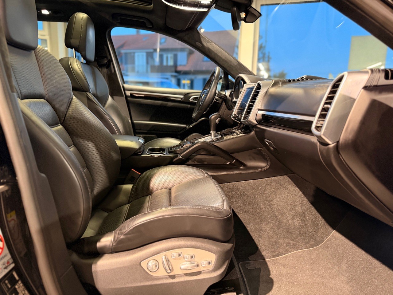 PORSCHE Cayenne Turbo Techart Magnum - 29