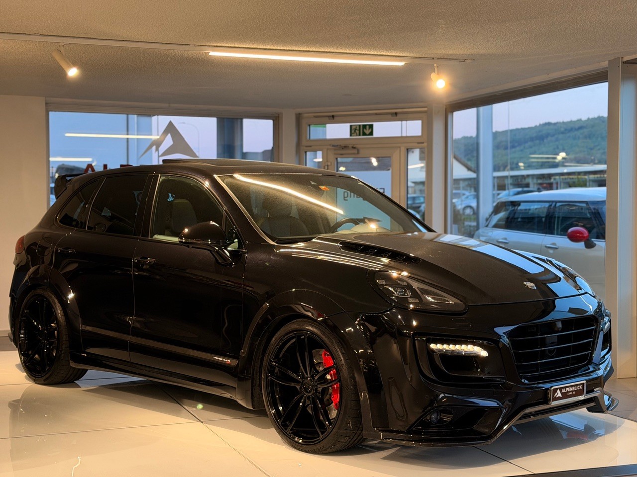PORSCHE Cayenne Turbo Techart Magnum - 3
