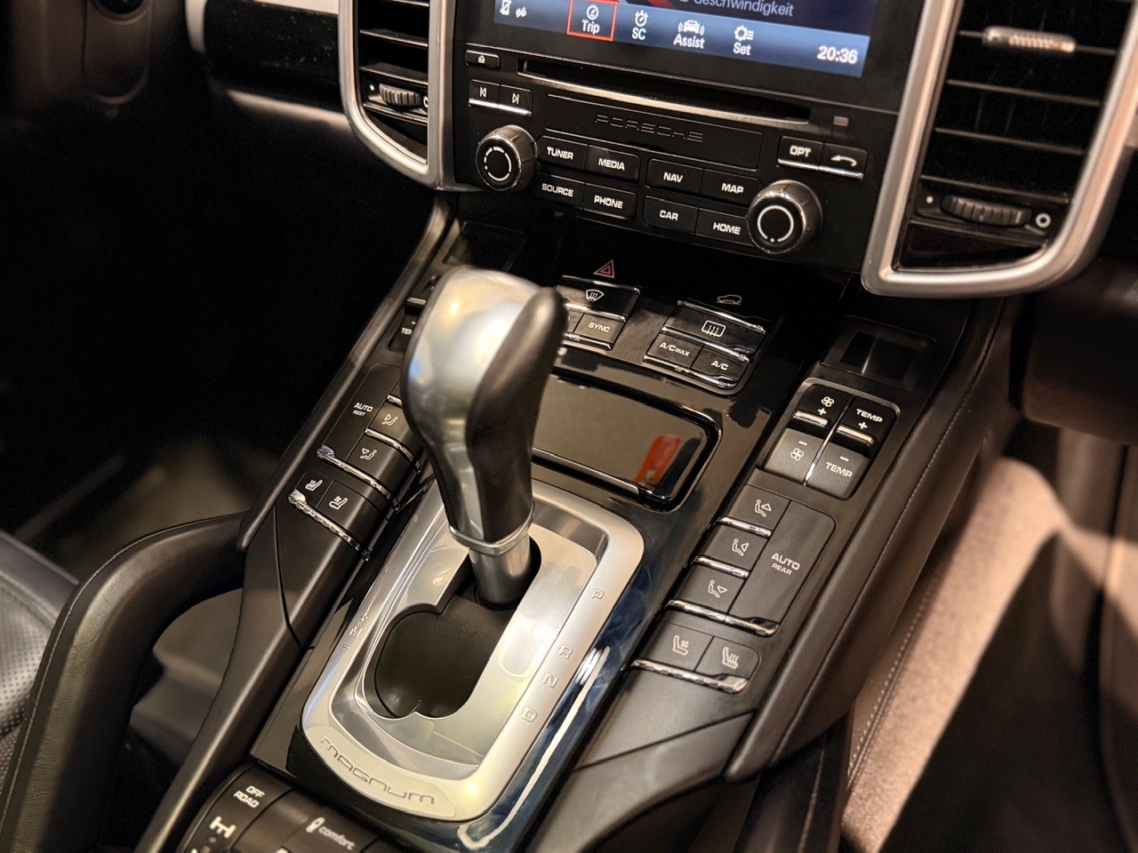 PORSCHE Cayenne Turbo Techart Magnum - 31