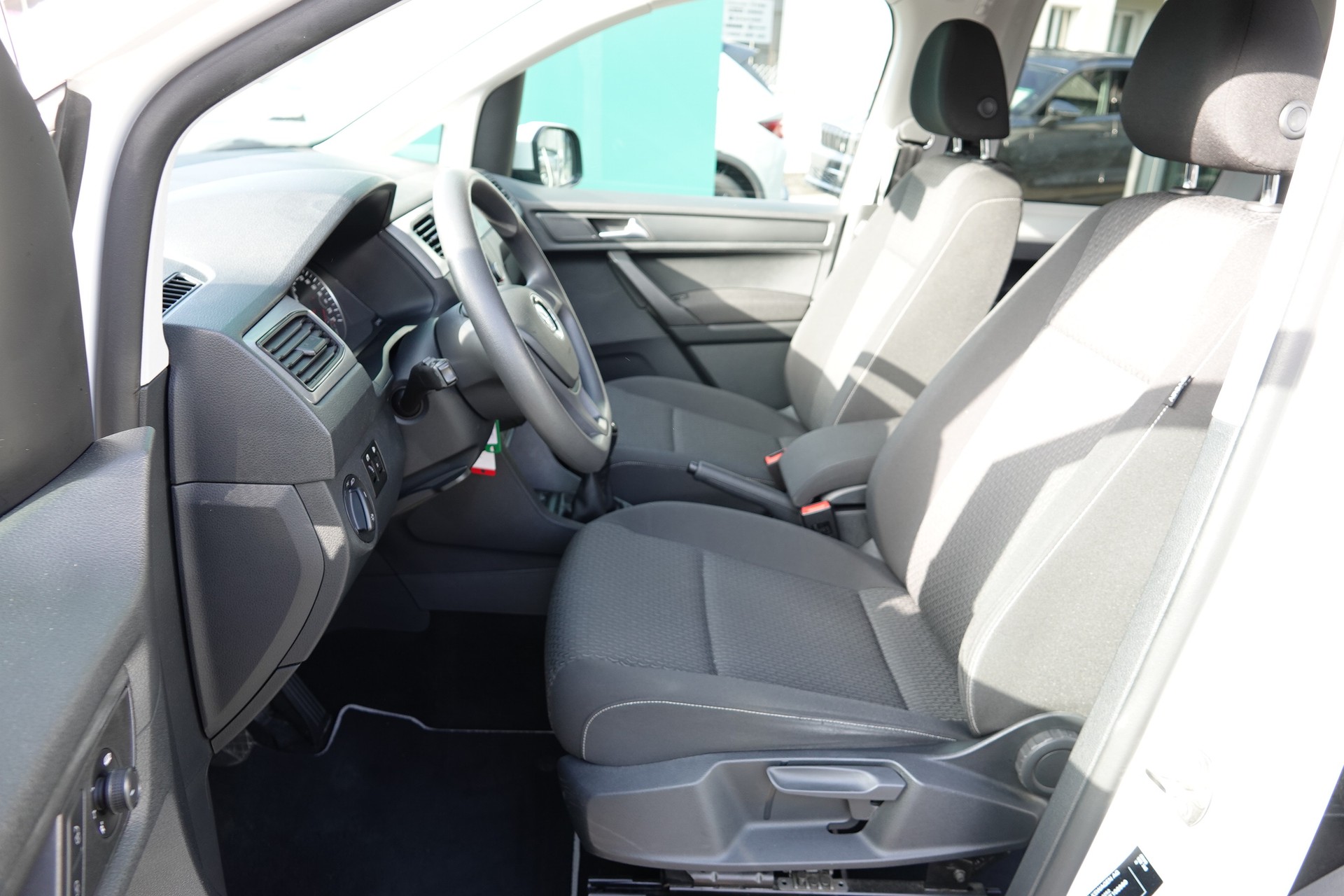 VW Caddy 1.2 TSI Family Beach - 14