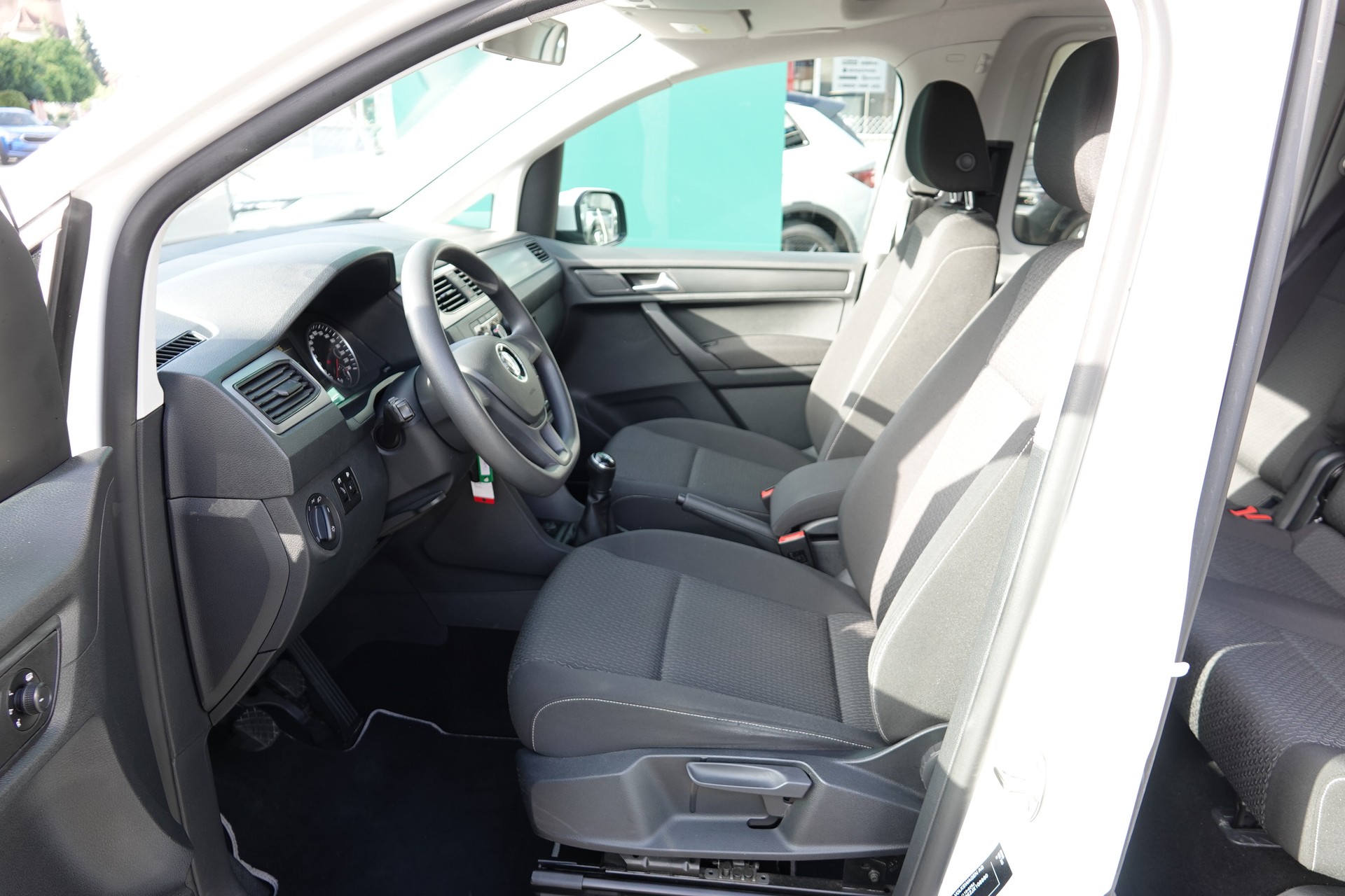 VW Caddy 1.2 TSI Family Beach - 13