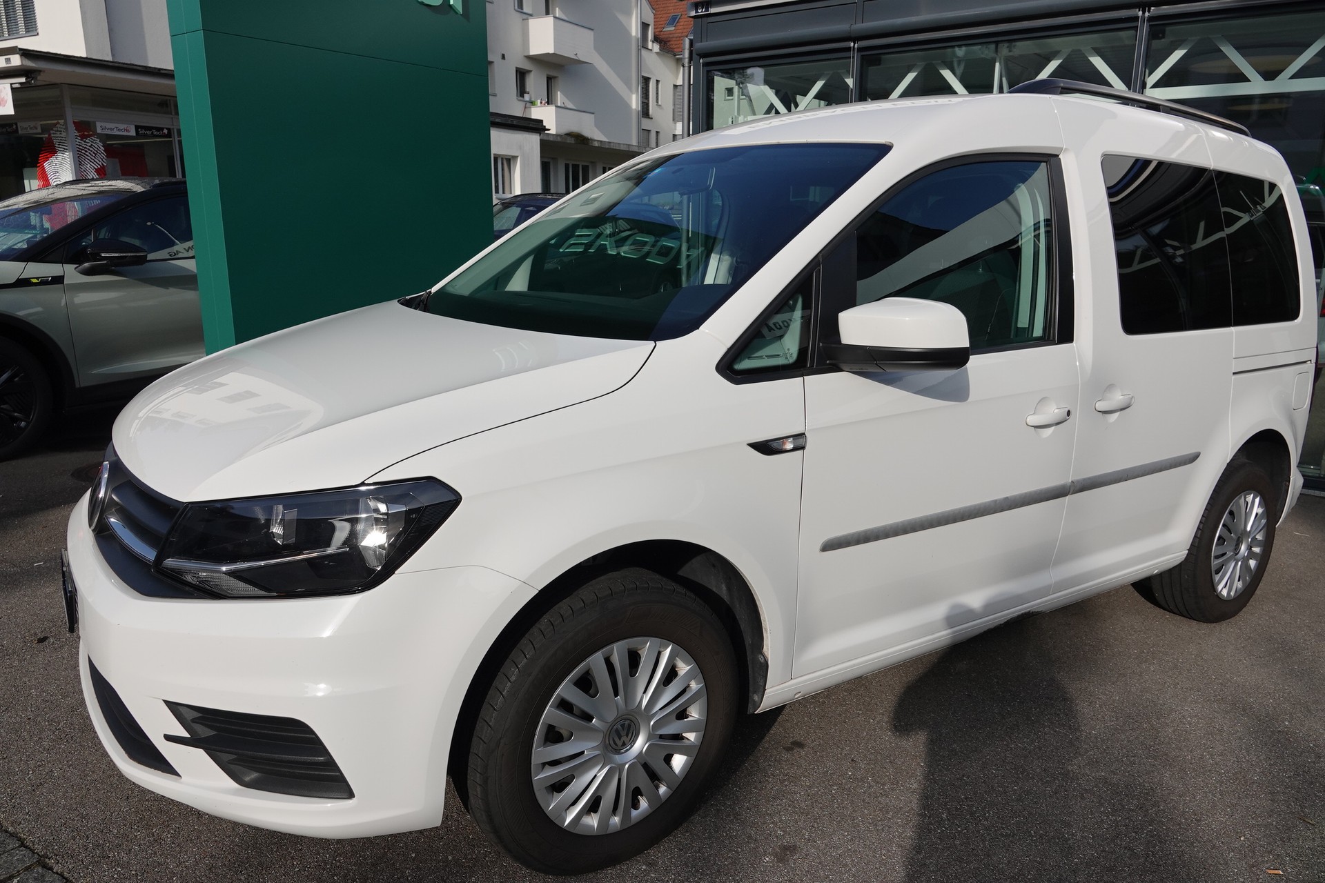 VW Caddy 1.2 TSI Family Beach - 3