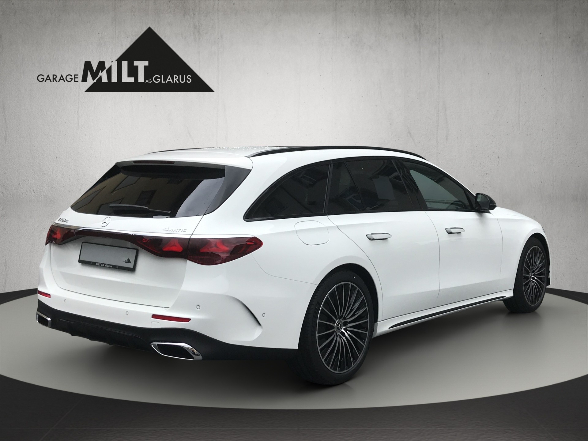 MERCEDES-BENZ E 220 d T 4Matic 9G-Tronic - 5