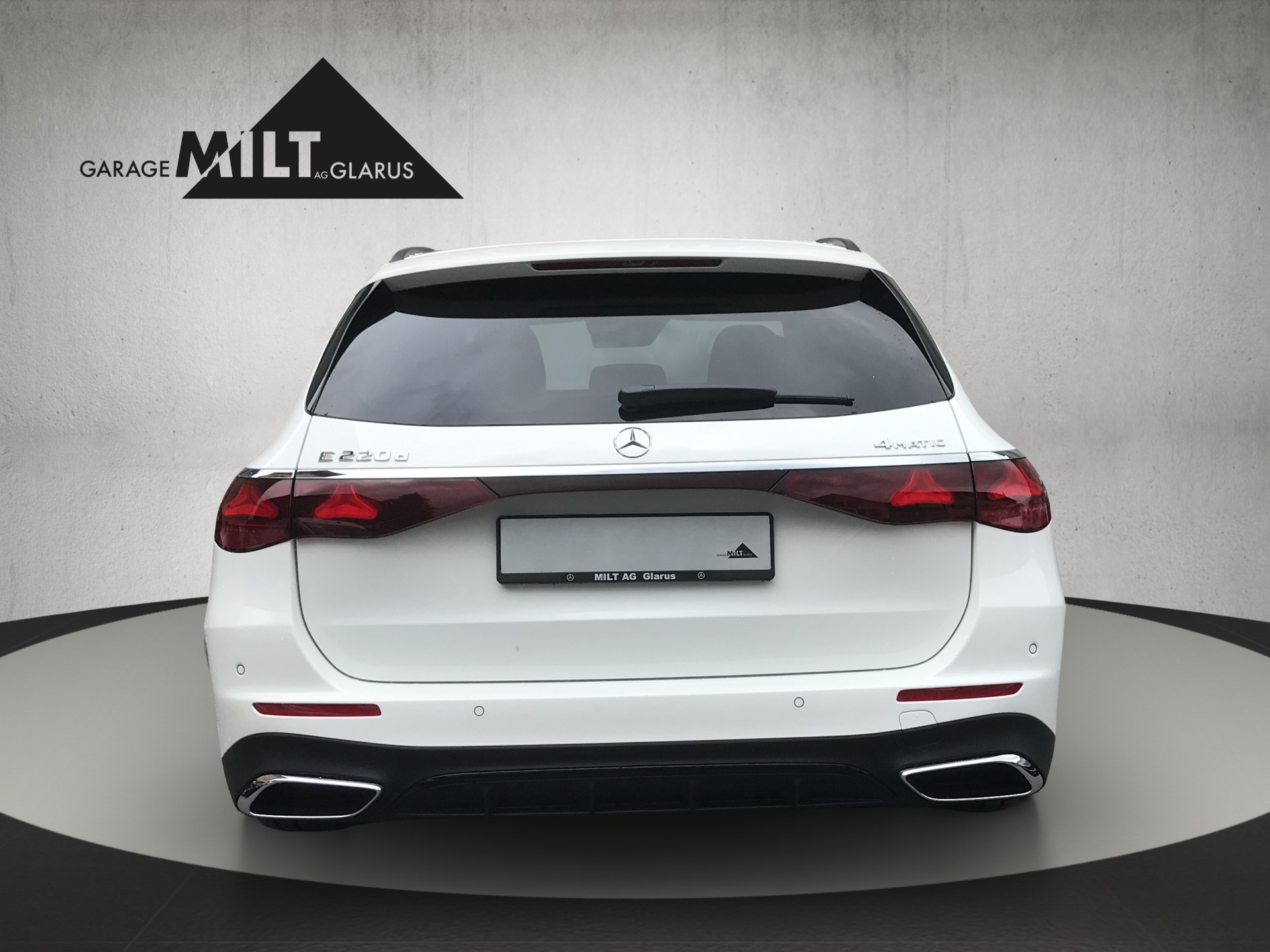 MERCEDES-BENZ E 220 d T 4Matic 9G-Tronic - 4