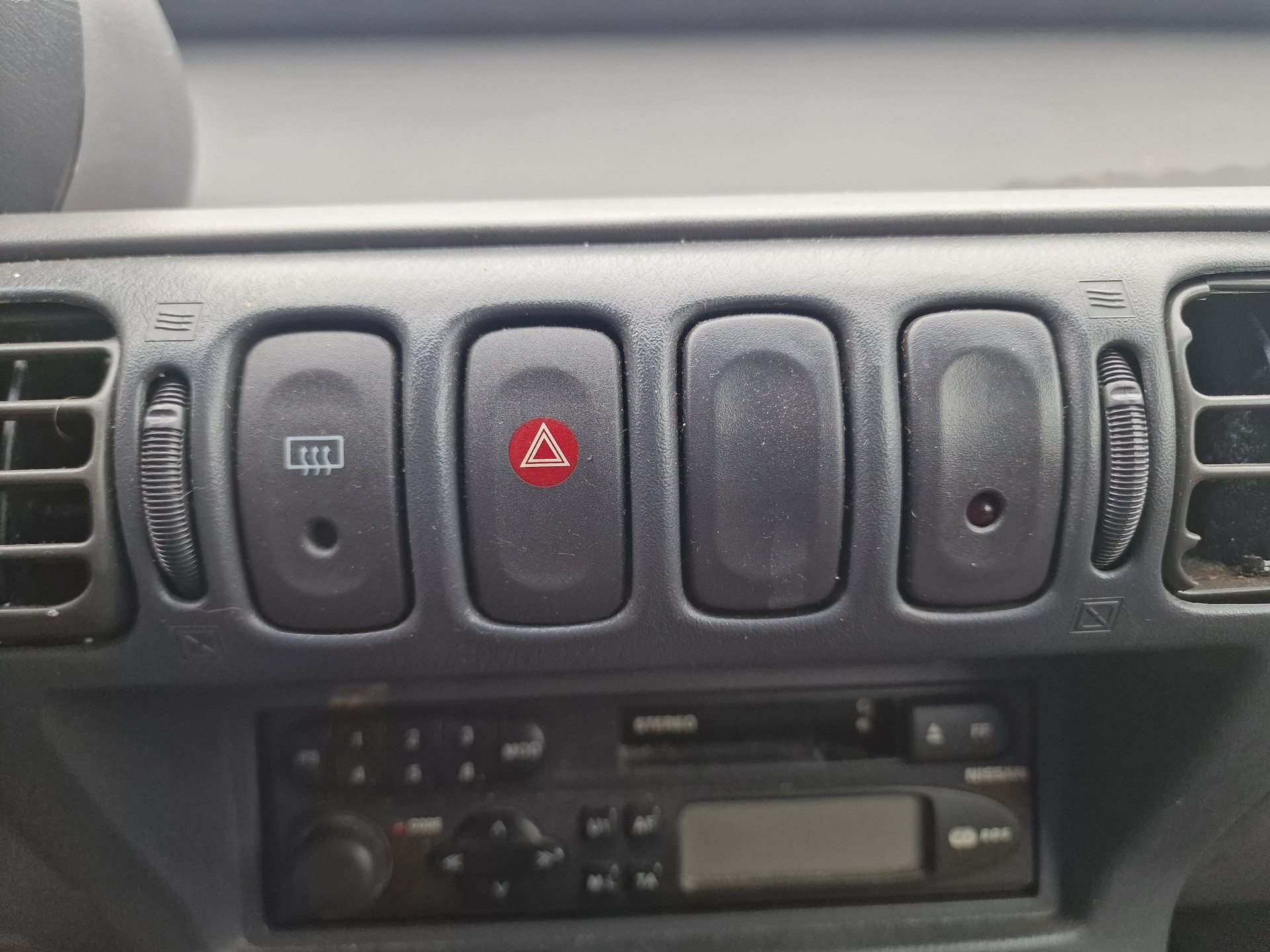 NISSAN Micra 1.3 AUTOMATIC 12Mt Gara MFK NEU - 11